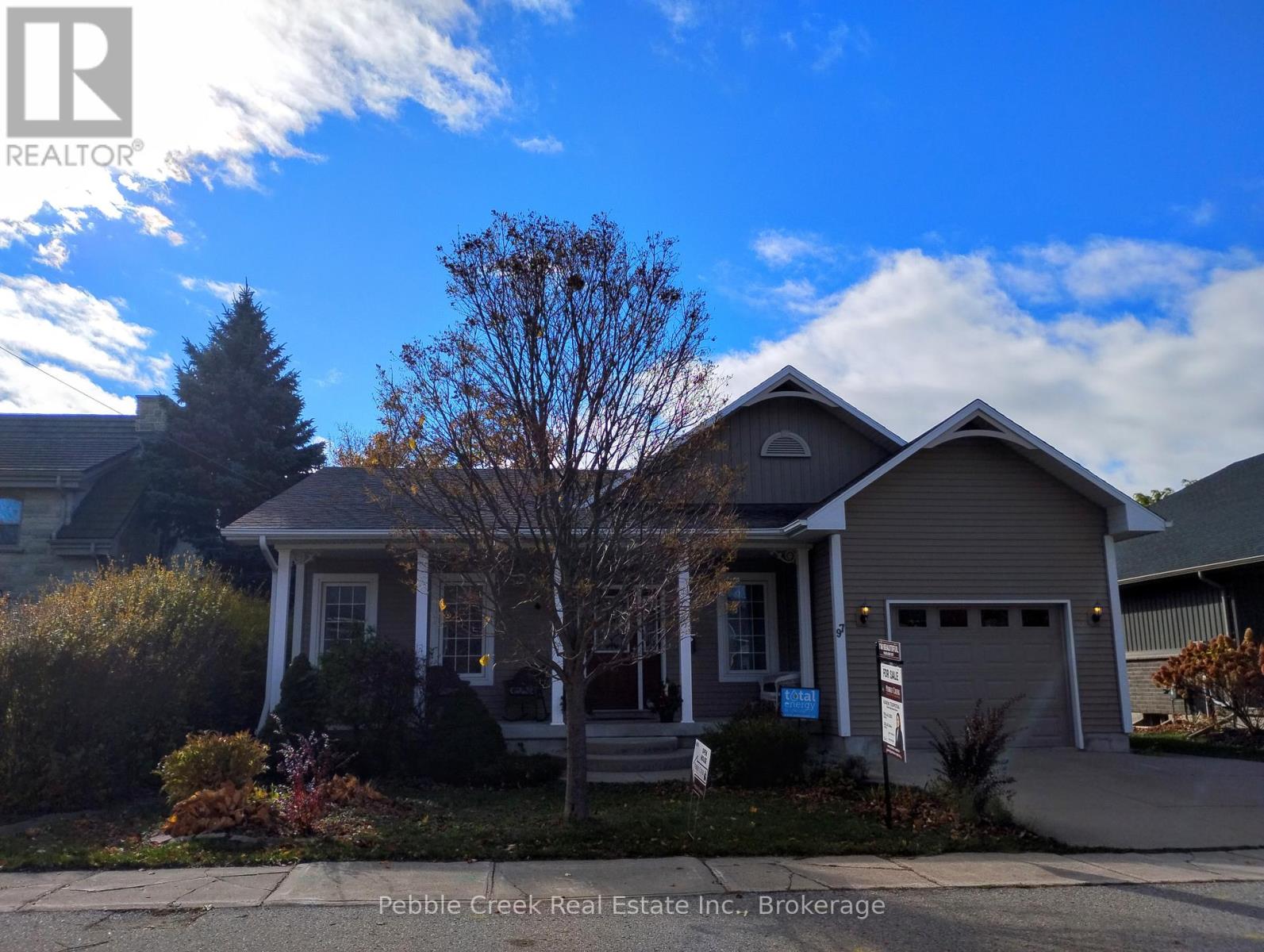 97 St Patrick Street, Goderich (Goderich (Town)), Ontario  N7A 2L5 - Photo 2 - X12520512