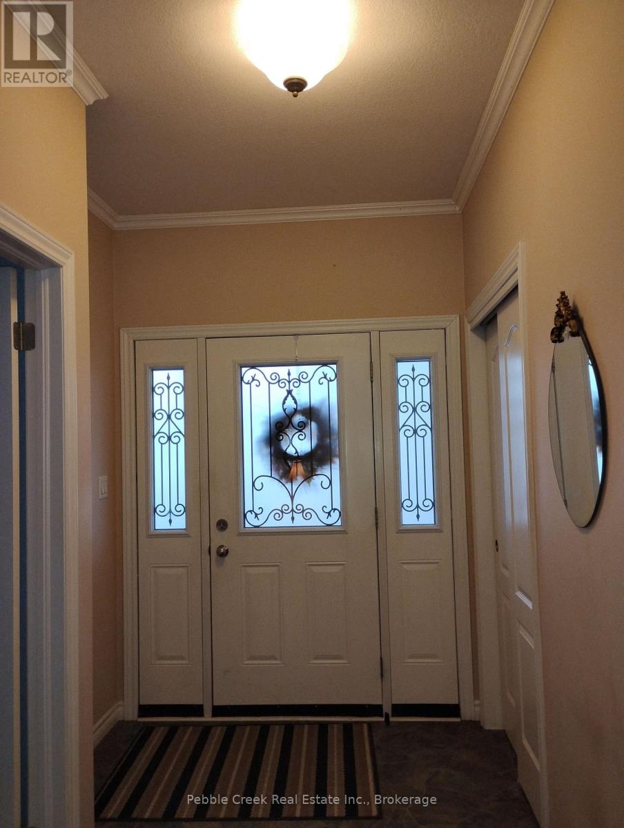 97 St Patrick Street, Goderich (Goderich (Town)), Ontario  N7A 2L5 - Photo 4 - X12520512