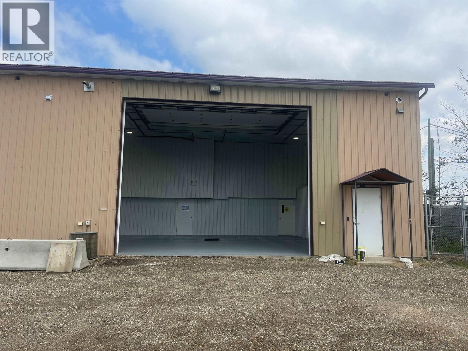 1 10799 Finning Frontage Road, Fort St. John, British Columbia  V1J 1X4 - Photo 7 - C8057141