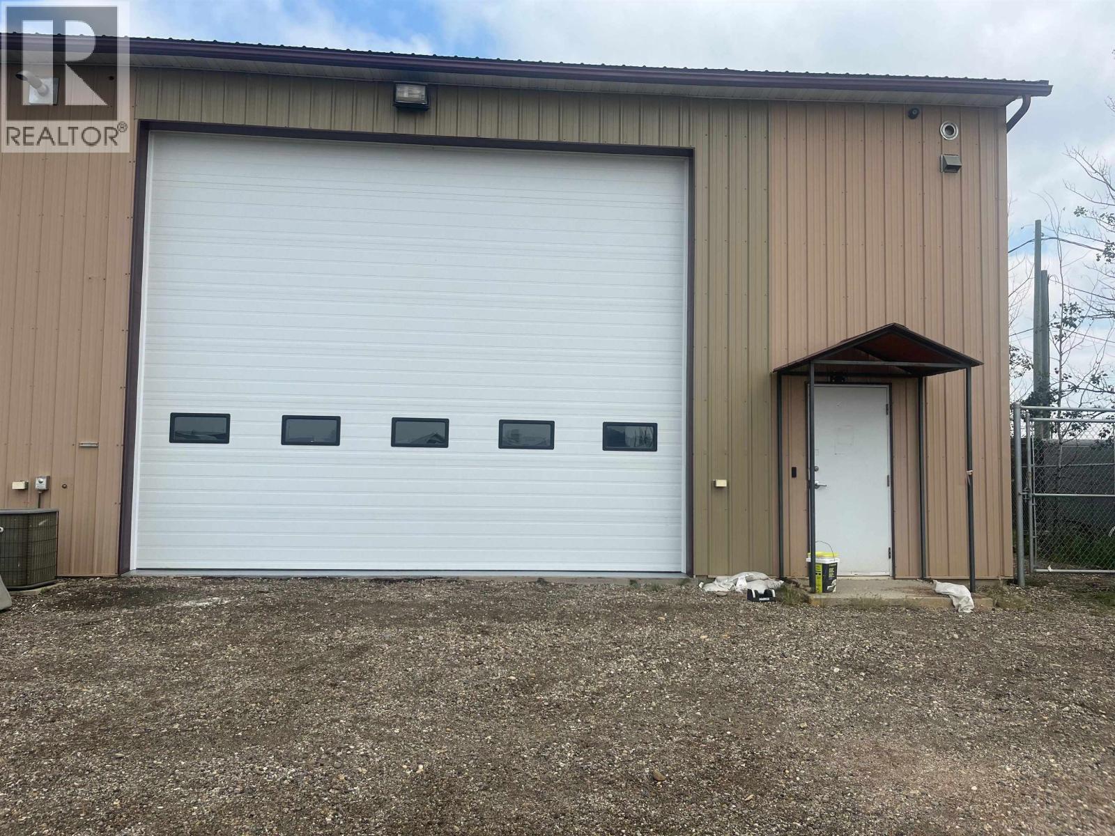 1 10799 Finning Frontage Road, Fort St. John, British Columbia  V1J 1X4 - Photo 6 - C8057141