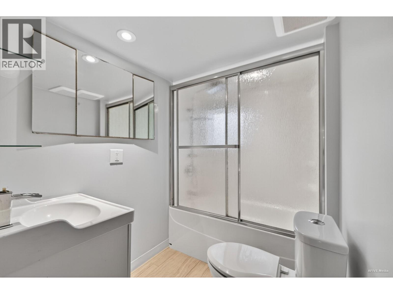 7561 Angus Drive, Vancouver, British Columbia  V6P 5K1 - Photo 23 - R3067463