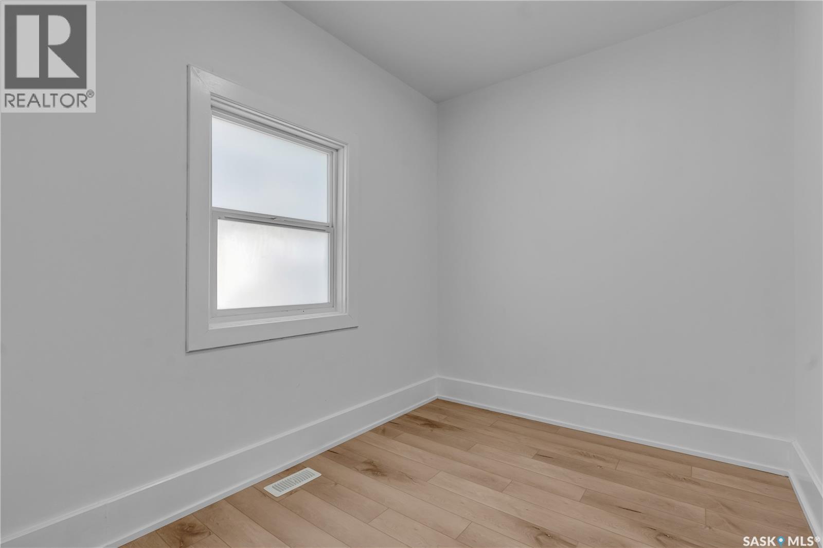 120 O Avenue S, Saskatoon, Saskatchewan  S7M 2R5 - Photo 14 - SK013172