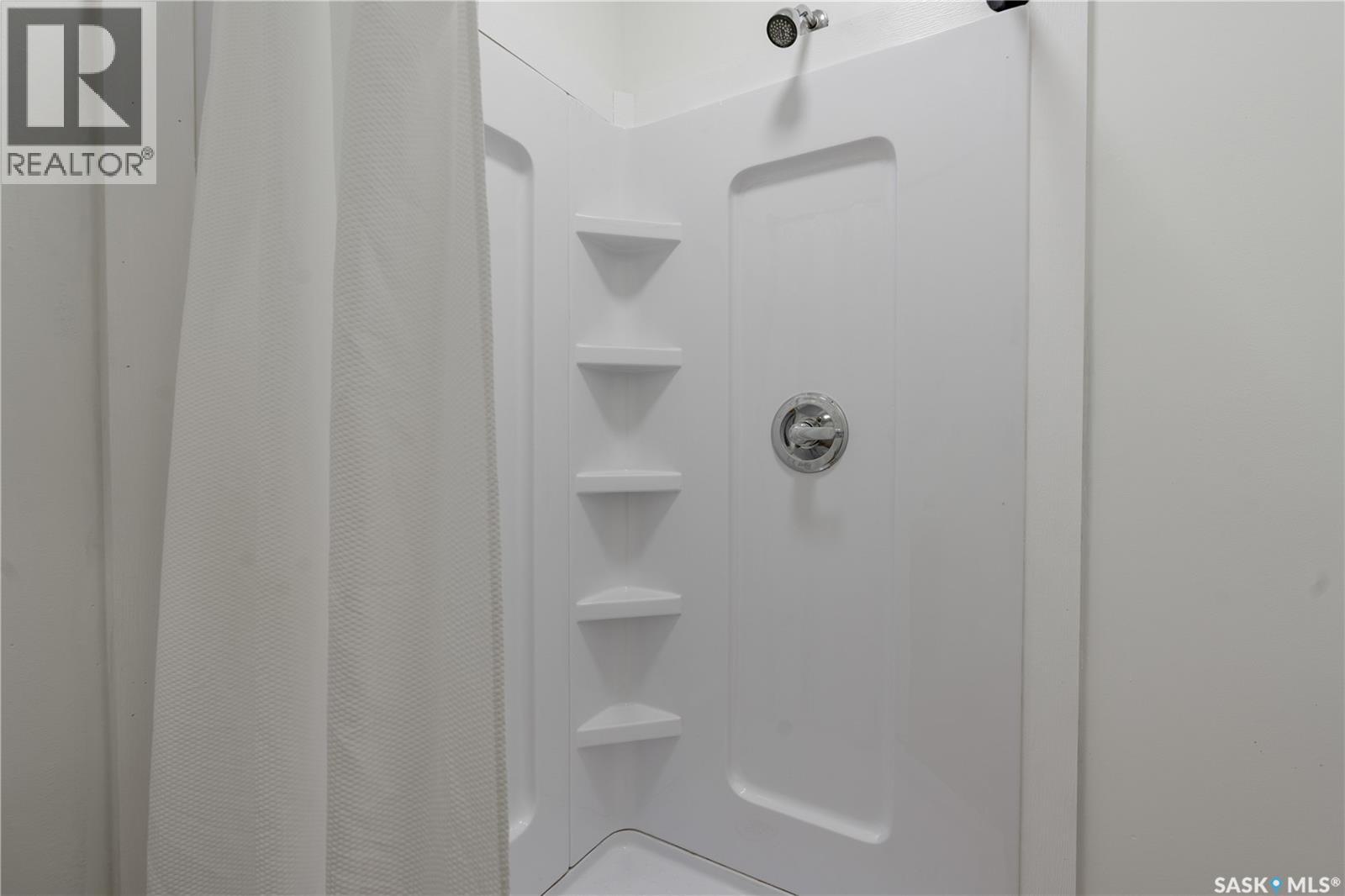 120 O Avenue S, Saskatoon, Saskatchewan  S7M 2R5 - Photo 12 - SK013172