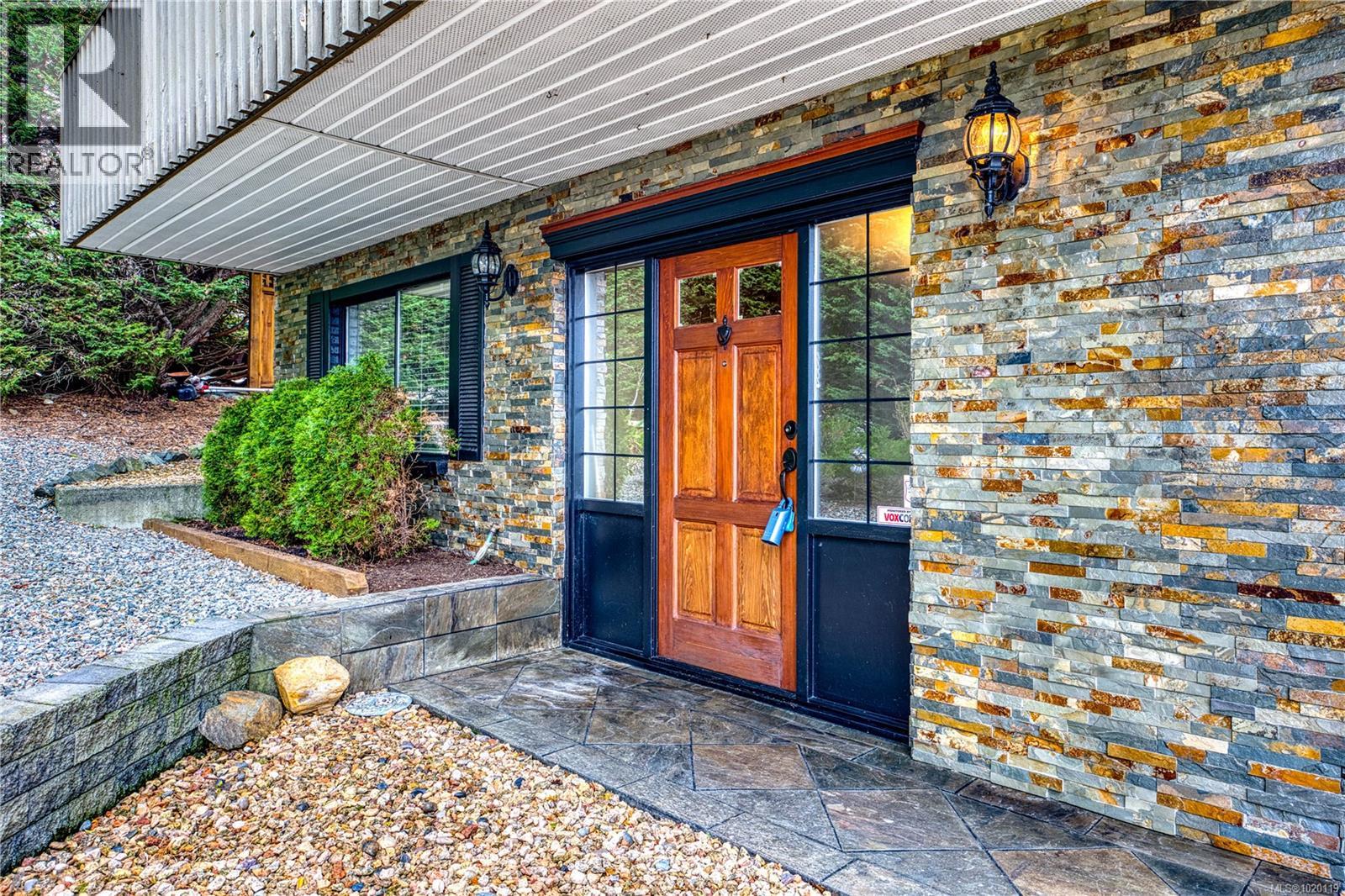 197 Calder Rd, Nanaimo, British Columbia  V9R 6J2 - Photo 3 - 1020119