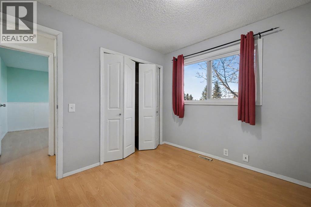 24 Hunters Gate, Okotoks, Alberta  T1S 1K9 - Photo 16 - A2269028