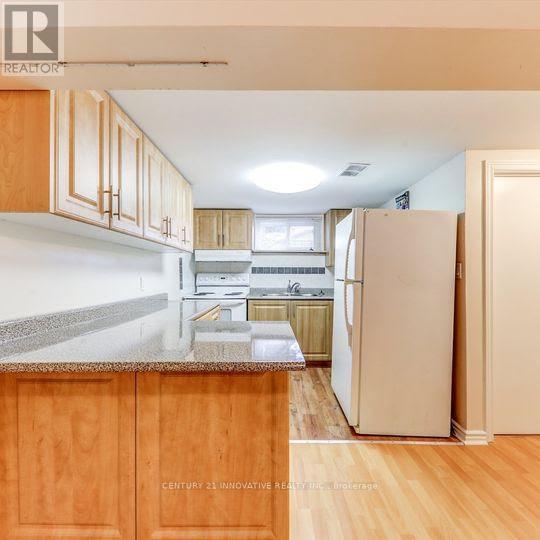 Main - 886 Brimorton Drive, Toronto, Ontario  M1G 2T6 - Photo 4 - E12549512