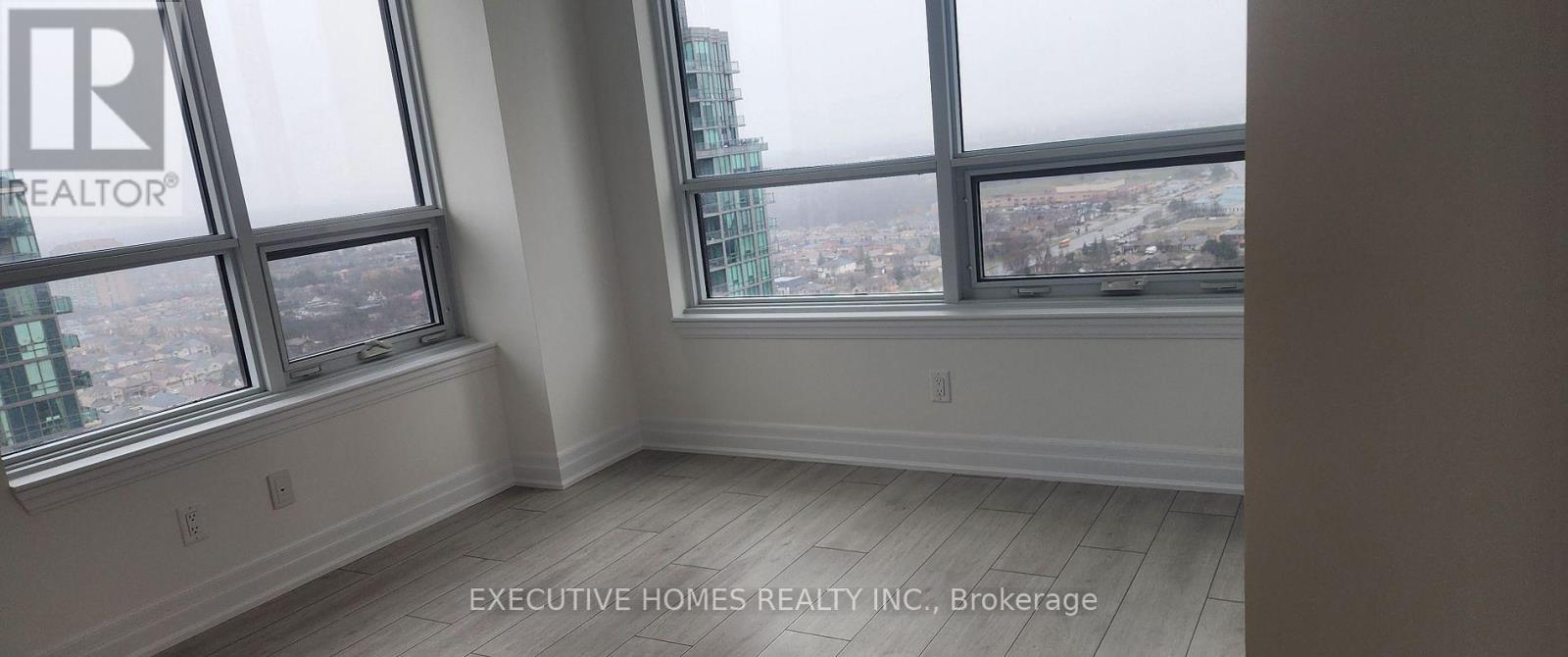 2708 - 30 Elm Dr Drive, Mississauga, Ontario  L5B 0N6 - Photo 14 - W12549518