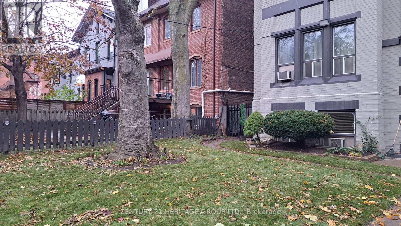 109 Pembroke Street, Toronto, Ontario  M5A 2N9 - Photo 7 - C12549492