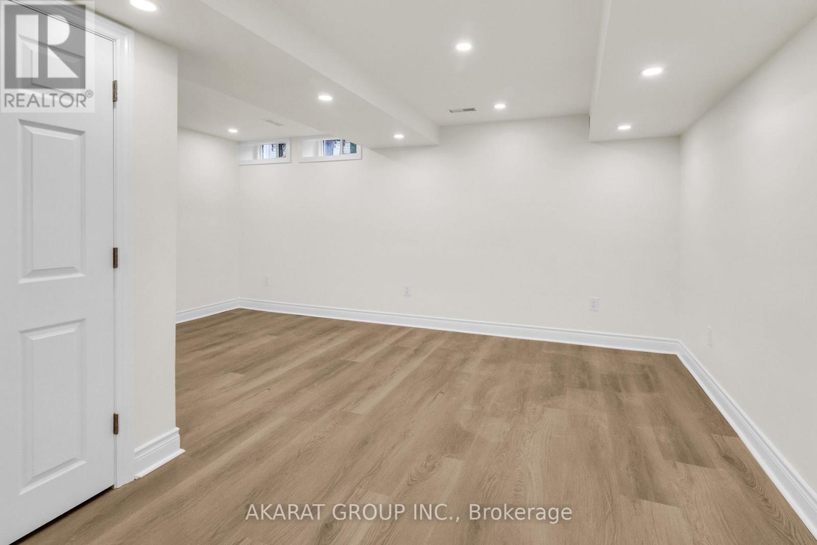 43 - 2250 Rockingham Drive, Oakville, Ontario L6H 6J3 - Photo 32 - W12523696