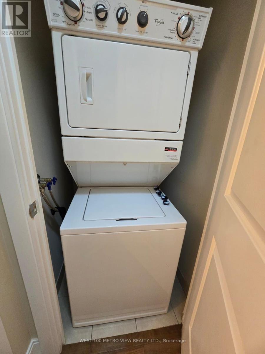 2410 - 330 Burnhamthorpe Road W, Mississauga, Ontario  L5B 3Y5 - Photo 7 - W12541118