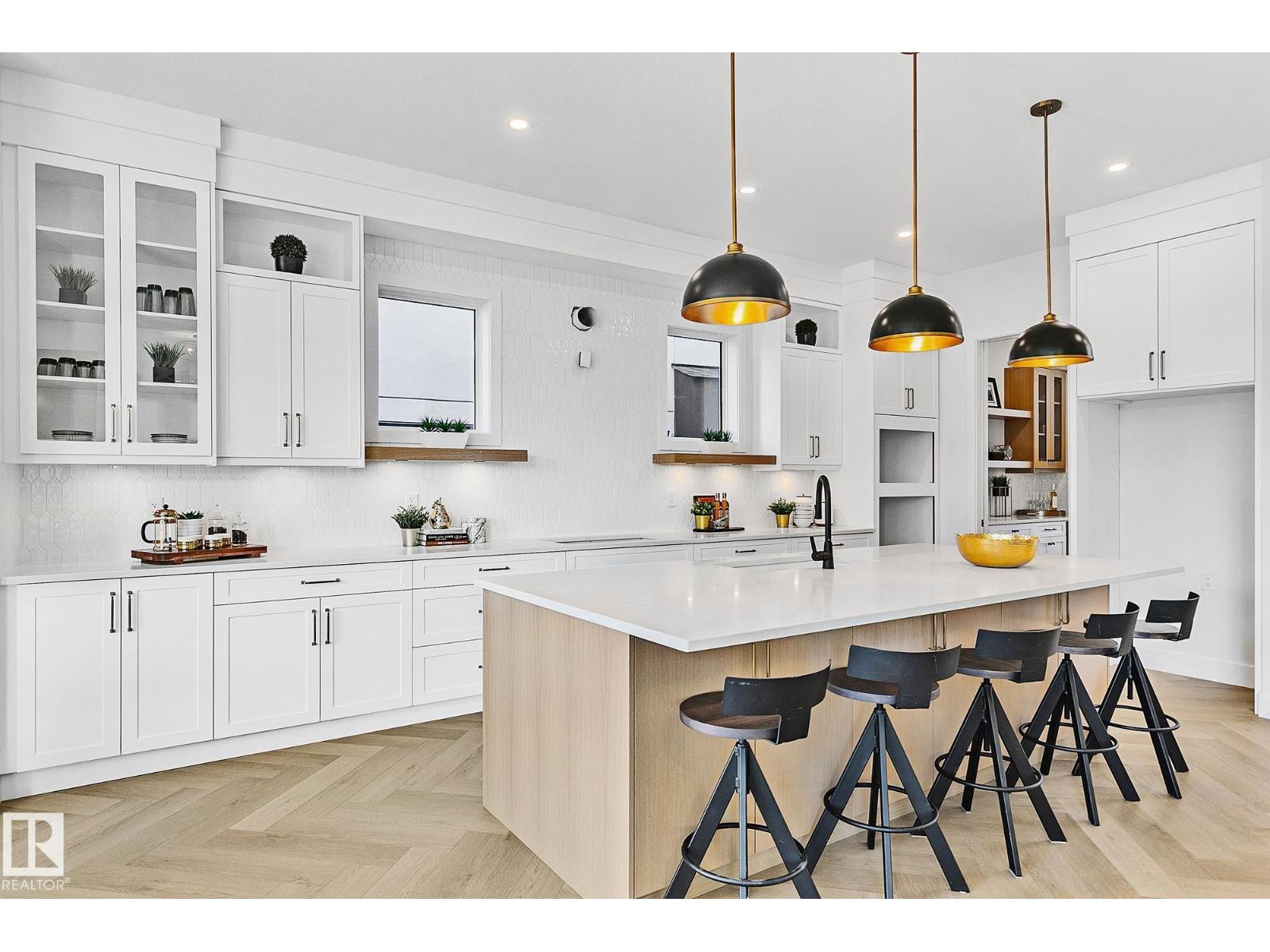 10404 70 St Nw, Edmonton, Alberta  T6A 2T6 - Photo 7 - E4465916