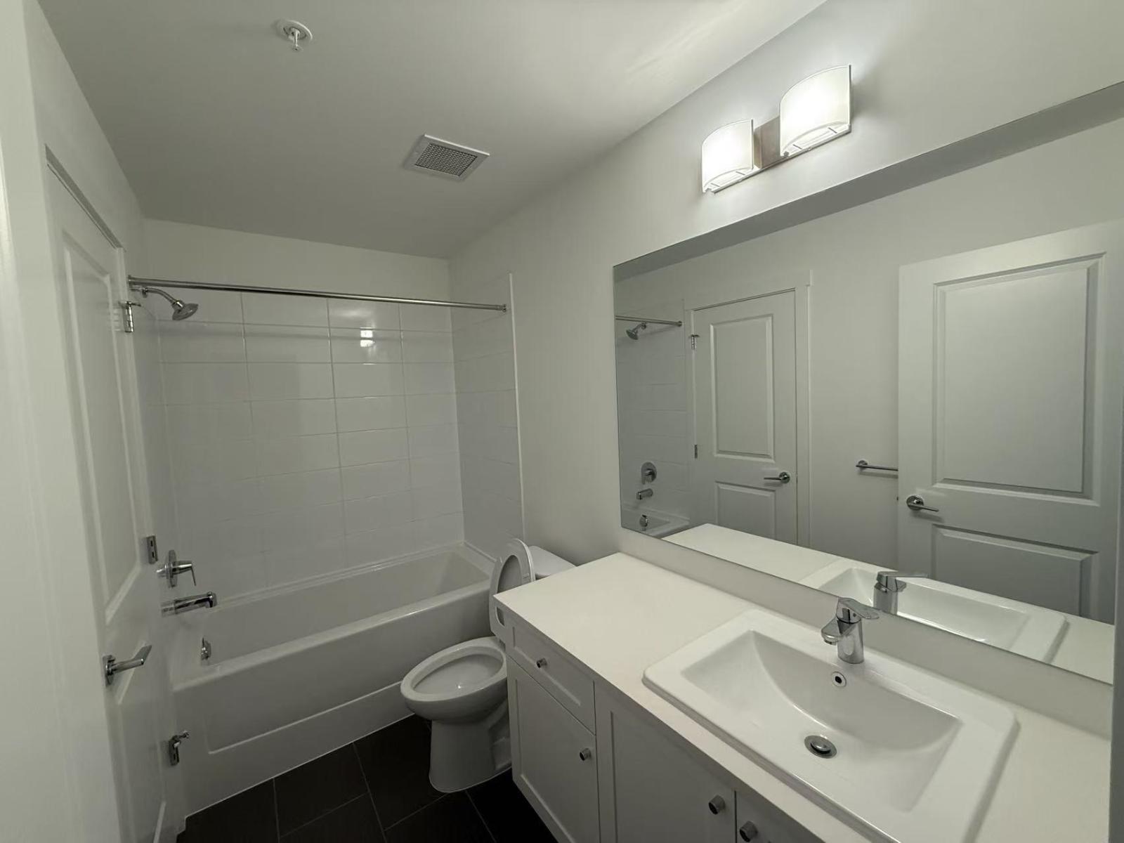 321 8509 158 Street, Surrey, British Columbia  V4N 6Y6 - Photo 8 - R3067734