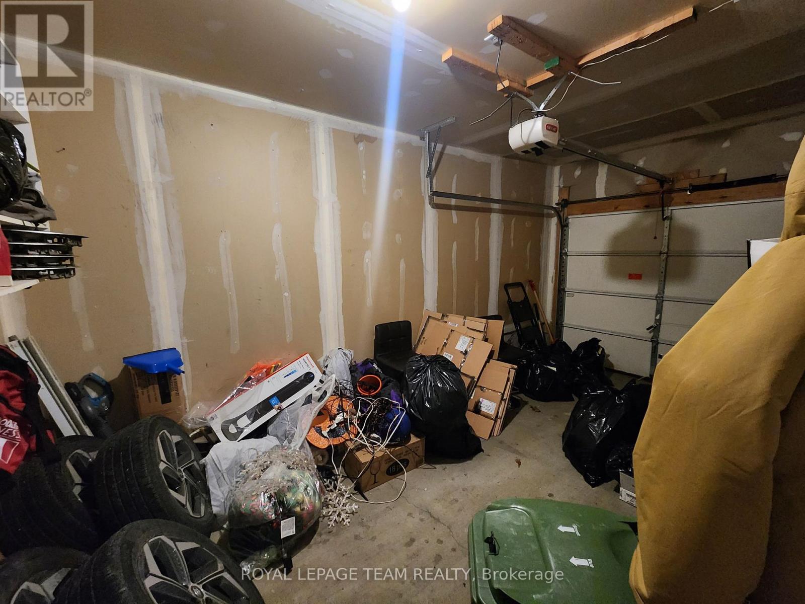 1312 Halton Terrace, Ottawa, Ontario  K2K 3K6 - Photo 29 - X12549544