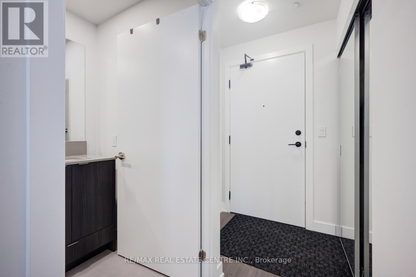 1503 - 4130 Parkside Village Drive, Mississauga, Ontario  L5B 0L7 - Photo 16 - W12532810