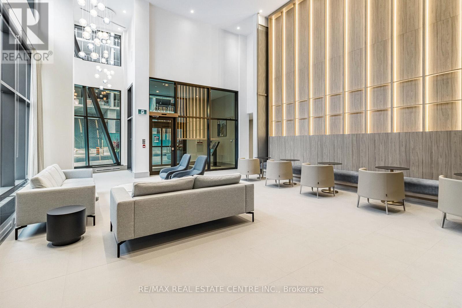 1503 - 4130 Parkside Village Drive, Mississauga, Ontario  L5B 0L7 - Photo 9 - W12532810