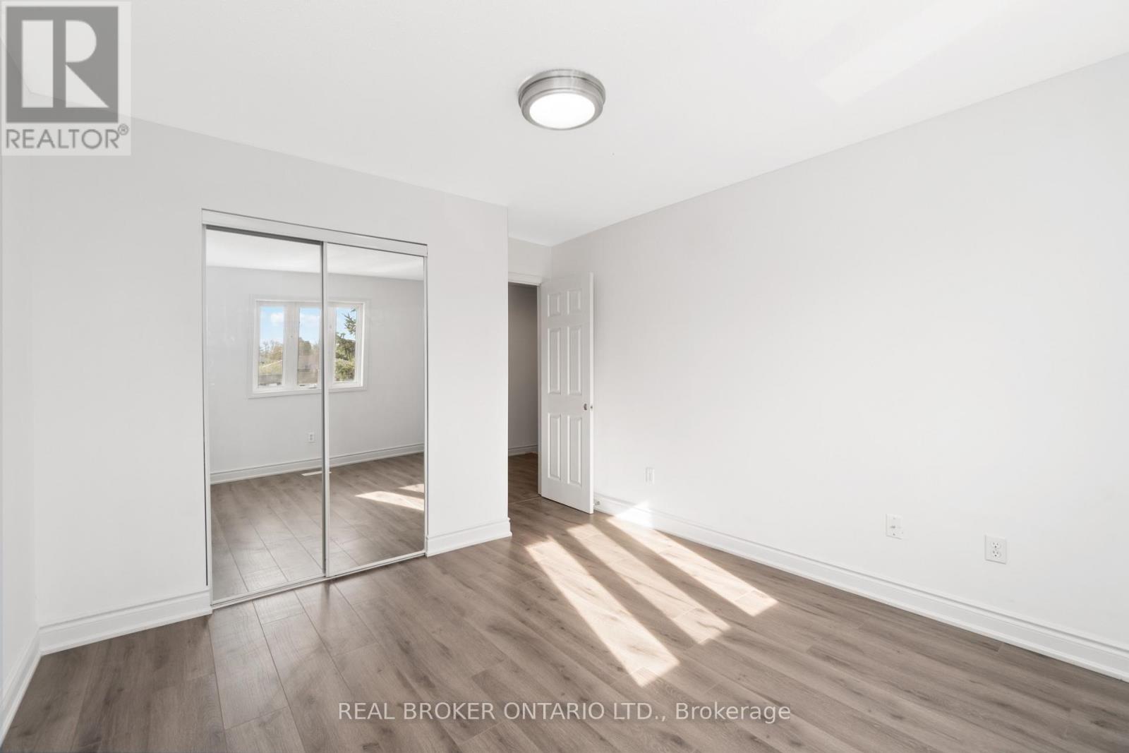 3 A Southpark Drive, Ottawa, Ontario  K1B 3B8 - Photo 24 - X12543770