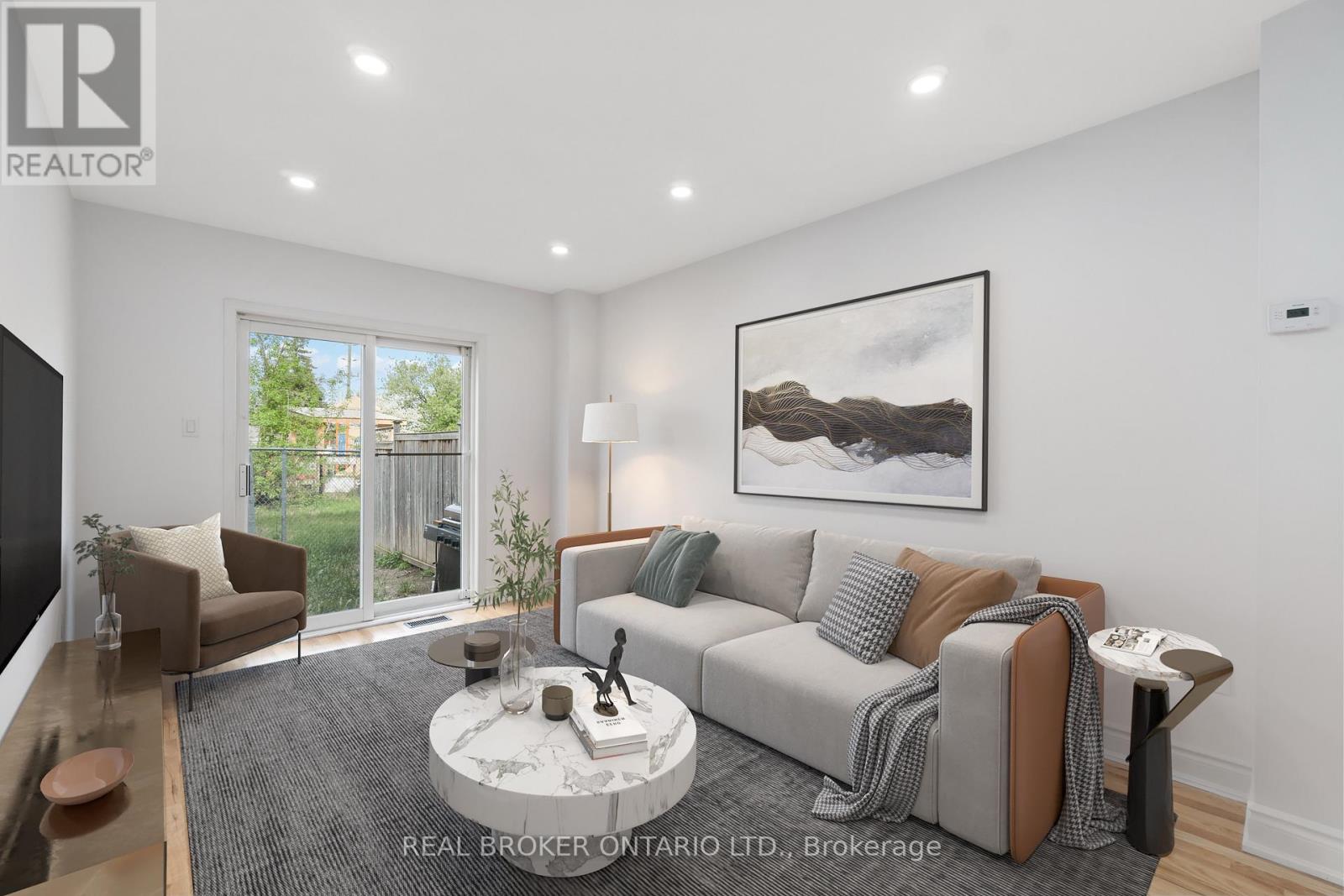 3 A Southpark Drive, Ottawa, Ontario  K1B 3B8 - Photo 2 - X12543770