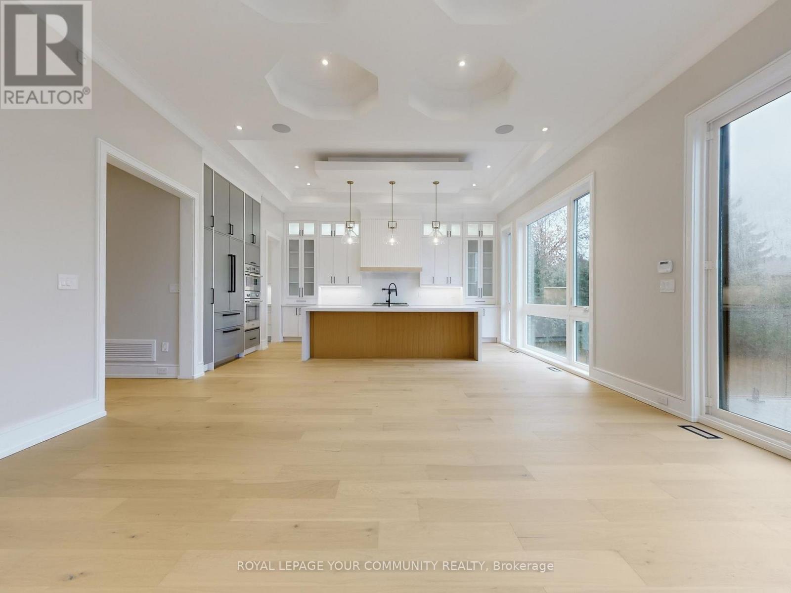 117 A Crestwood Road, Vaughan, Ontario  L4J 1A7 - Photo 14 - N12549550