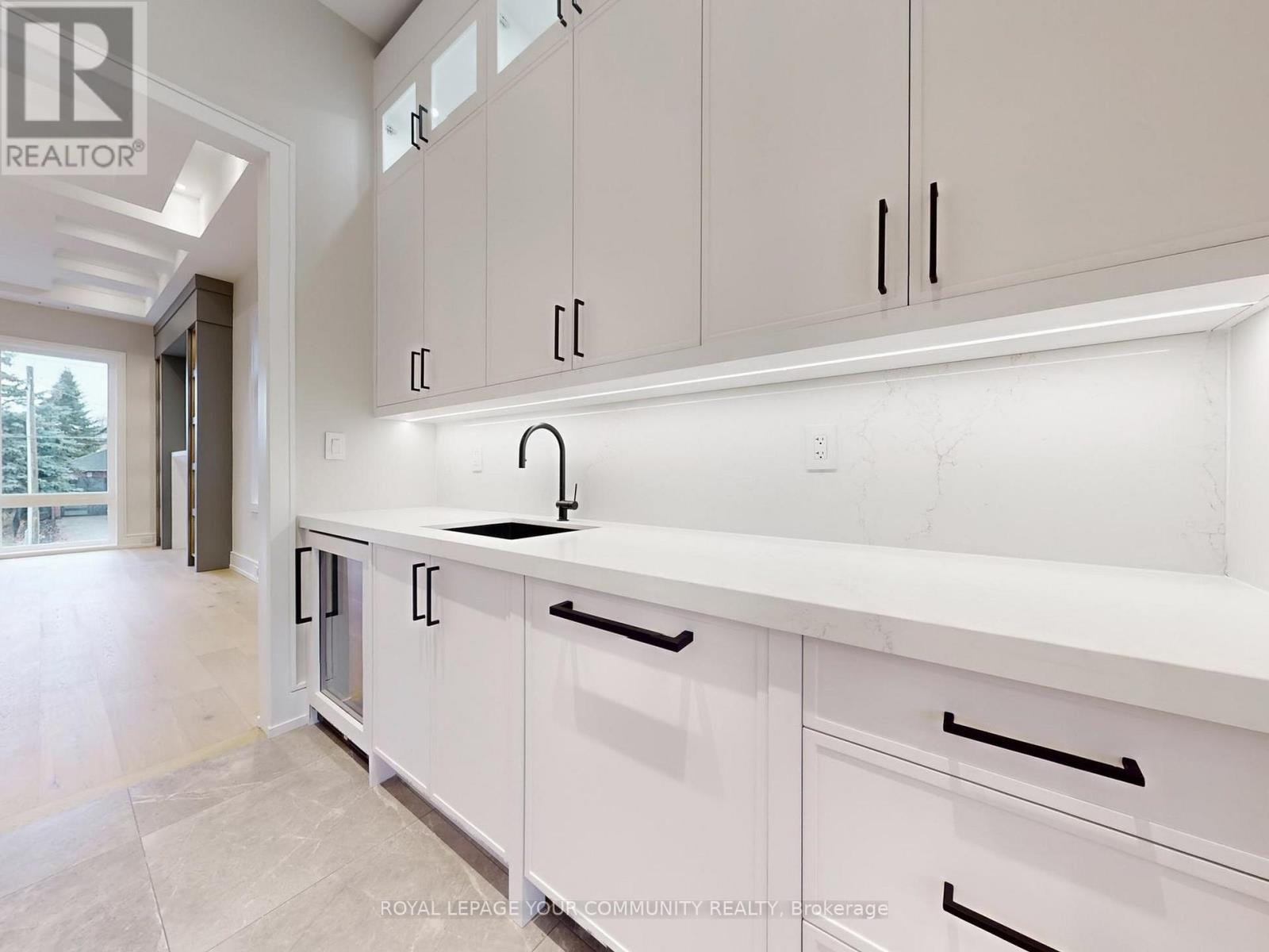 117 A Crestwood Road, Vaughan, Ontario  L4J 1A7 - Photo 23 - N12549550