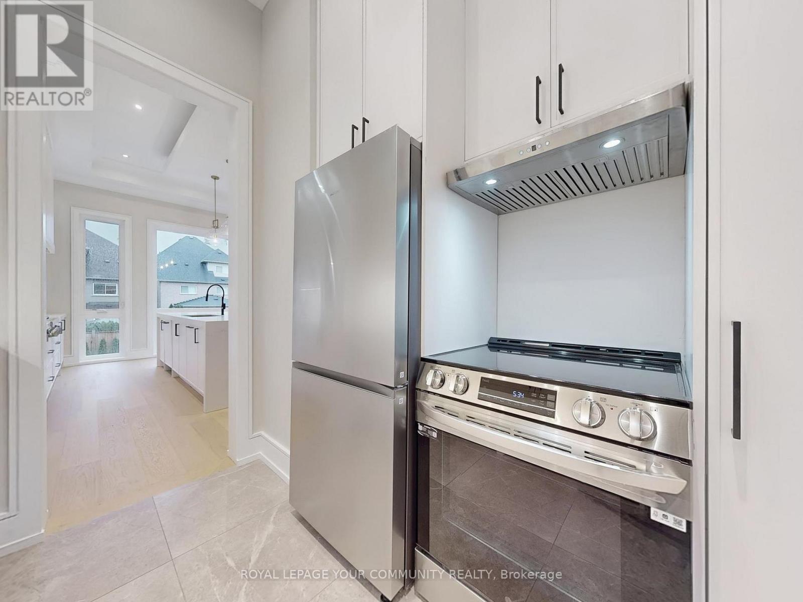 117 A Crestwood Road, Vaughan, Ontario  L4J 1A7 - Photo 24 - N12549550