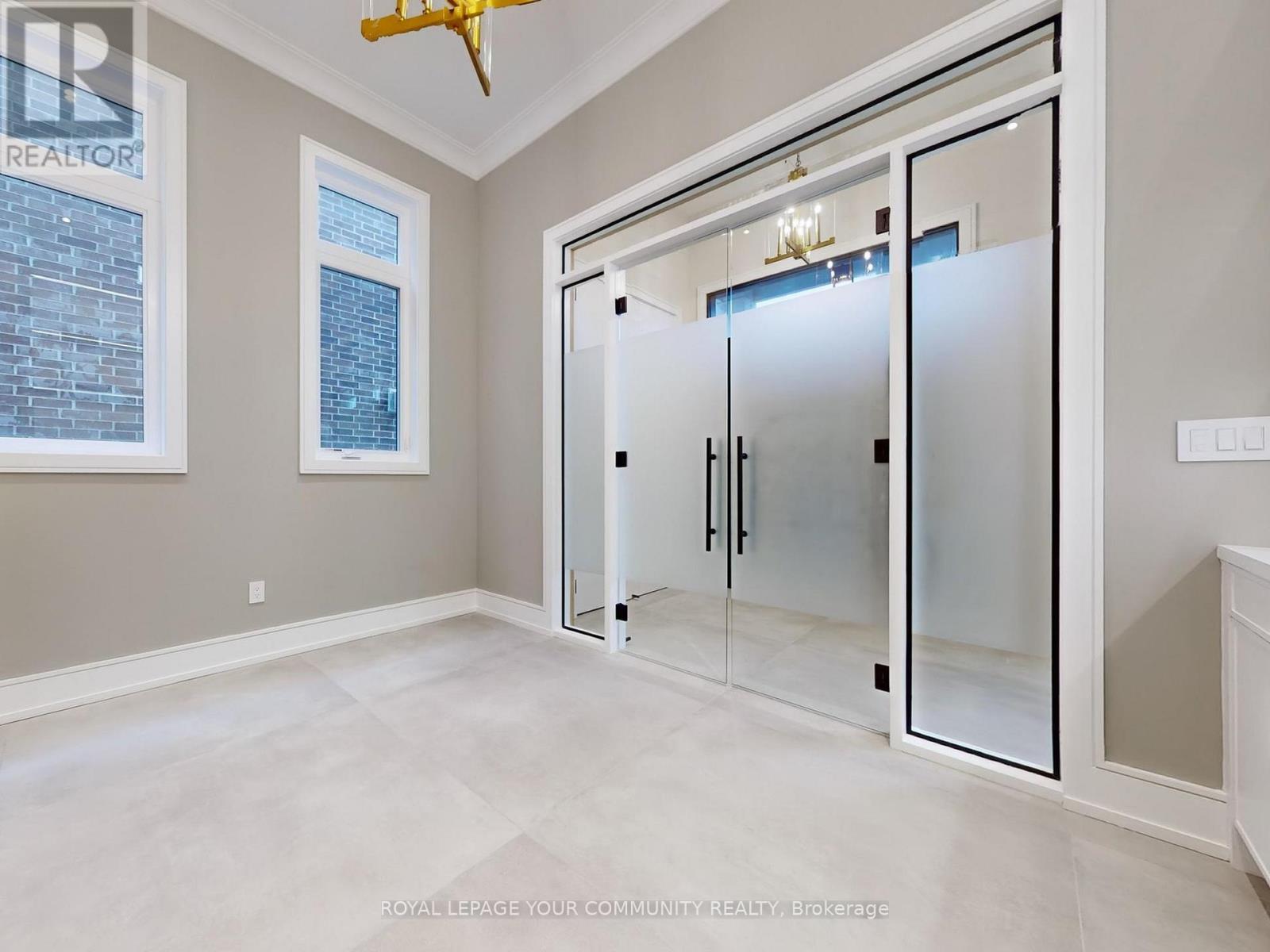 117 A Crestwood Road, Vaughan, Ontario  L4J 1A7 - Photo 27 - N12549550