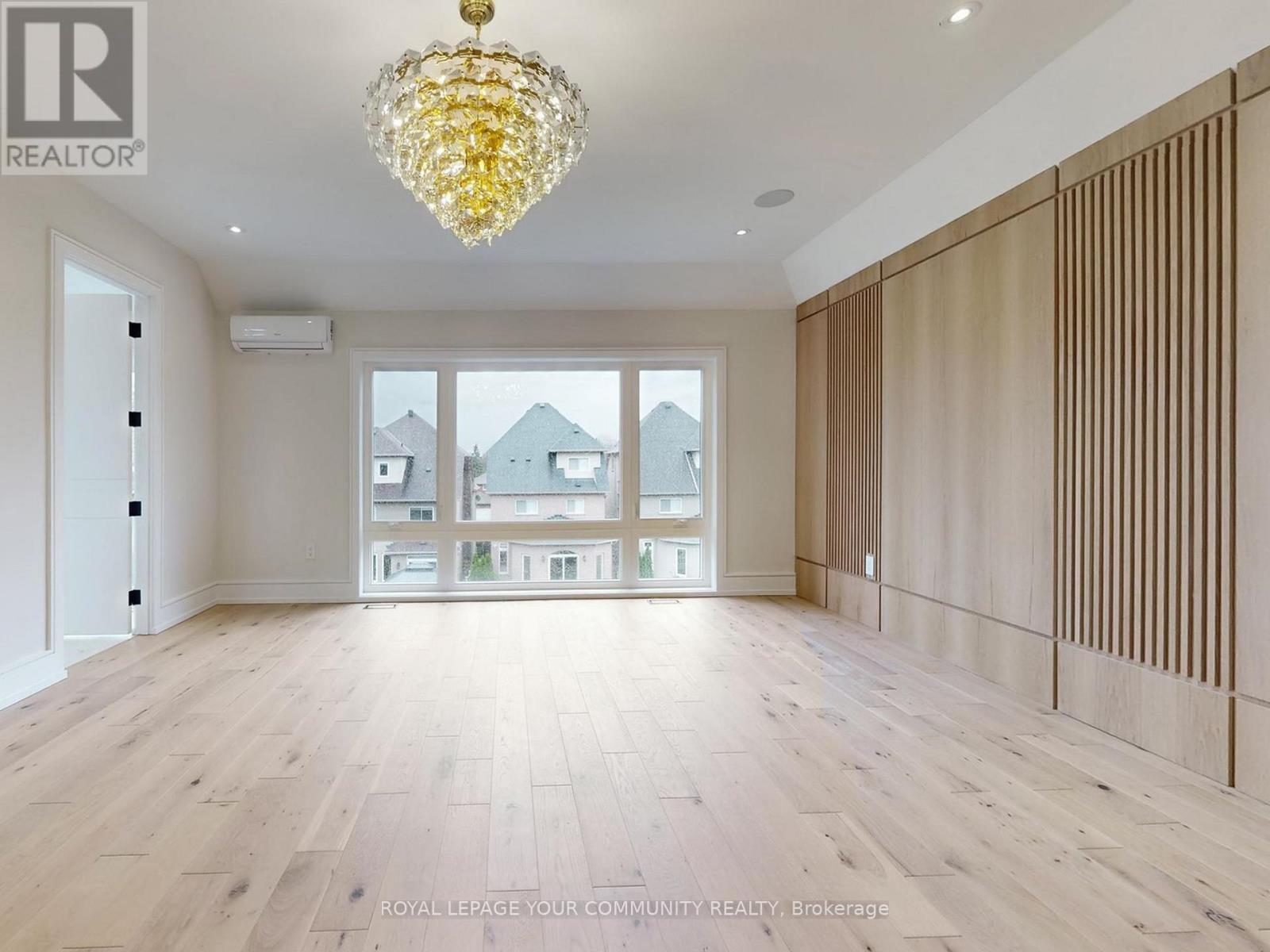 117 A Crestwood Road, Vaughan, Ontario  L4J 1A7 - Photo 35 - N12549550