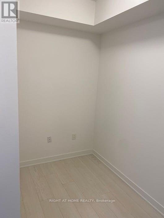 725 - 100 Eagle Rock Way, Vaughan, Ontario  L6A 5A7 - Photo 8 - N12549554