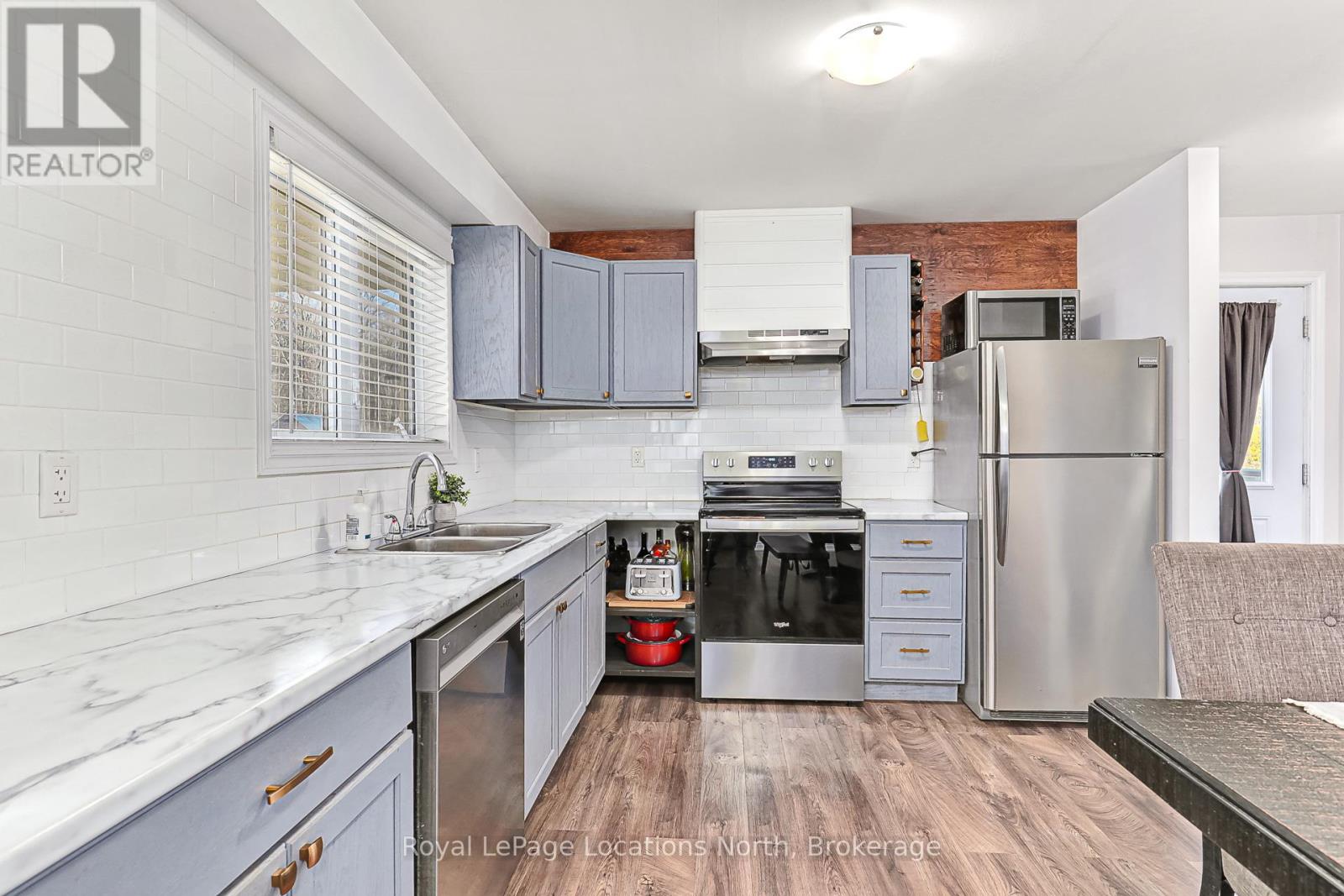 141 Old Highway 26, Meaford, Ontario  N4L 1W7 - Photo 19 - X12549006