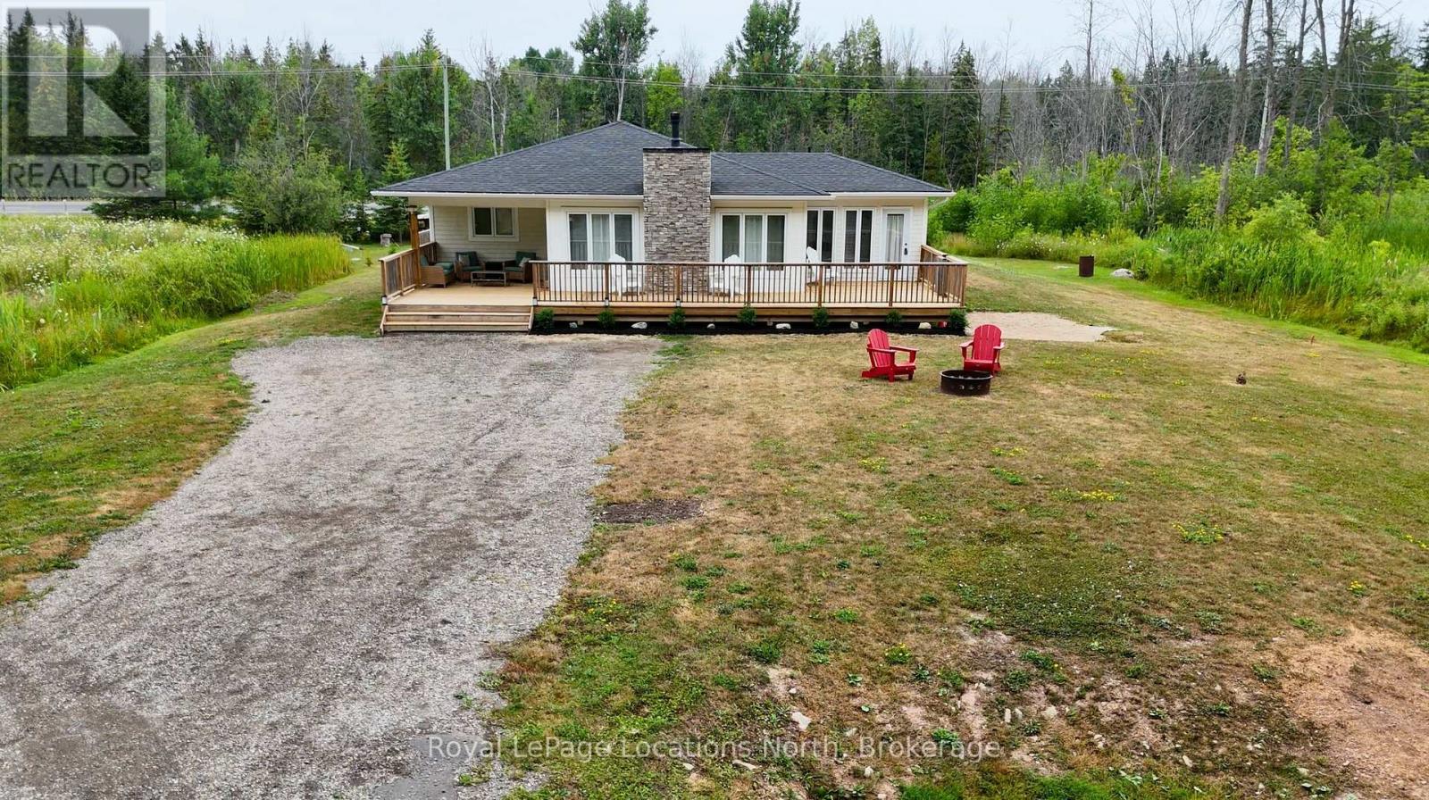 141 Old Highway 26, Meaford, Ontario  N4L 1W7 - Photo 3 - X12549006
