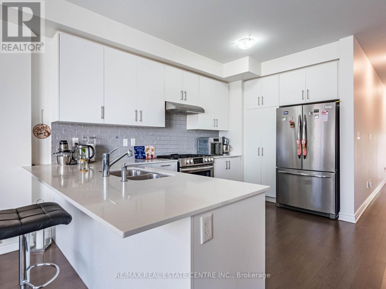 1157 Restivo Lane, Milton, Ontario  L9T 2X5 - Photo 16 - W12549534