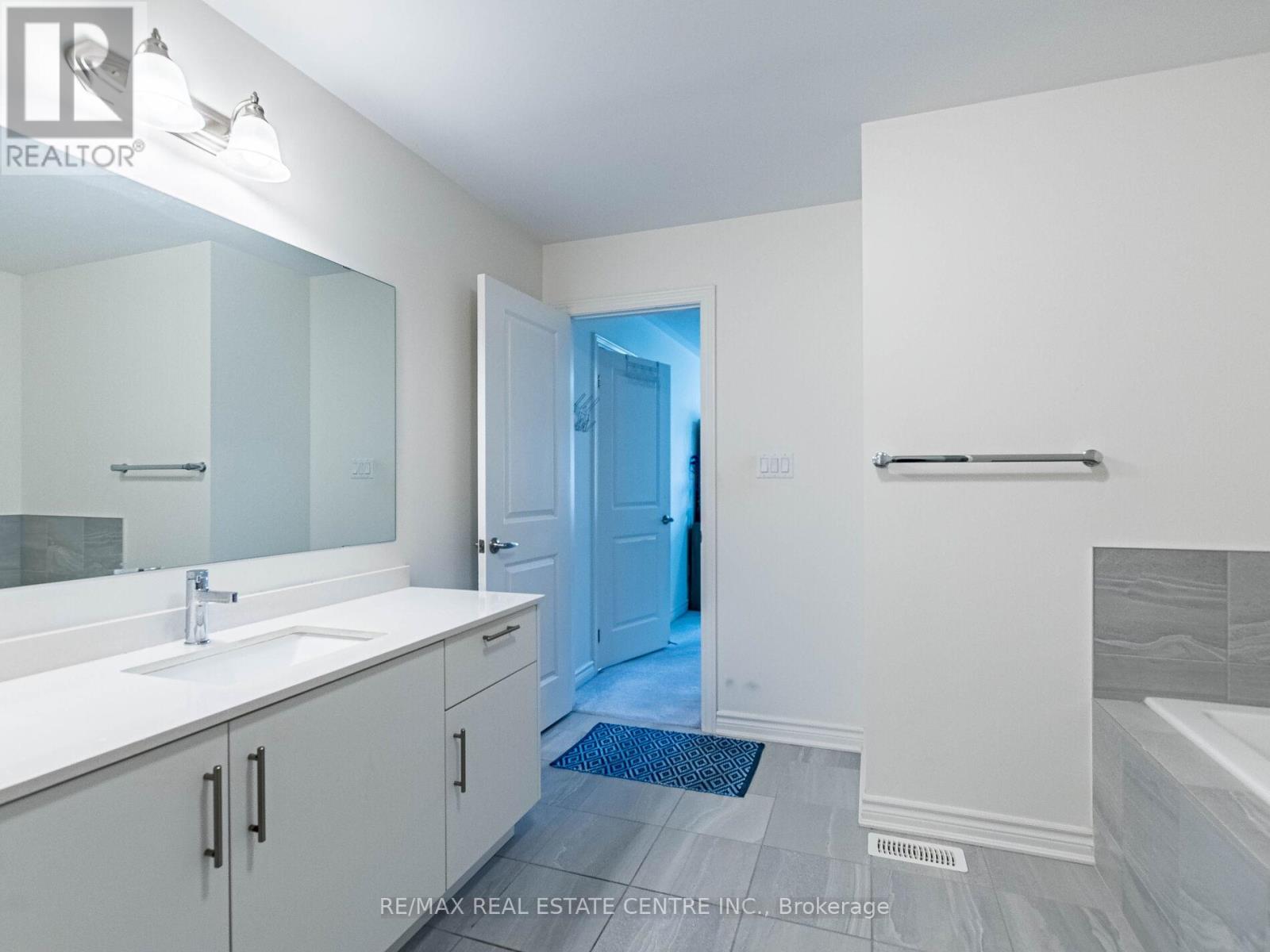 1157 Restivo Lane, Milton, Ontario  L9T 2X5 - Photo 33 - W12549534