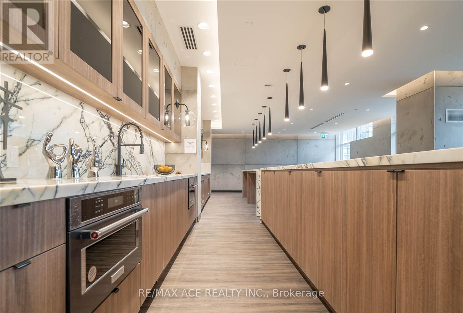 1003 - 251 Manitoba Street, Toronto, Ontario  M8Y 0C7 - Photo 28 - W12549538