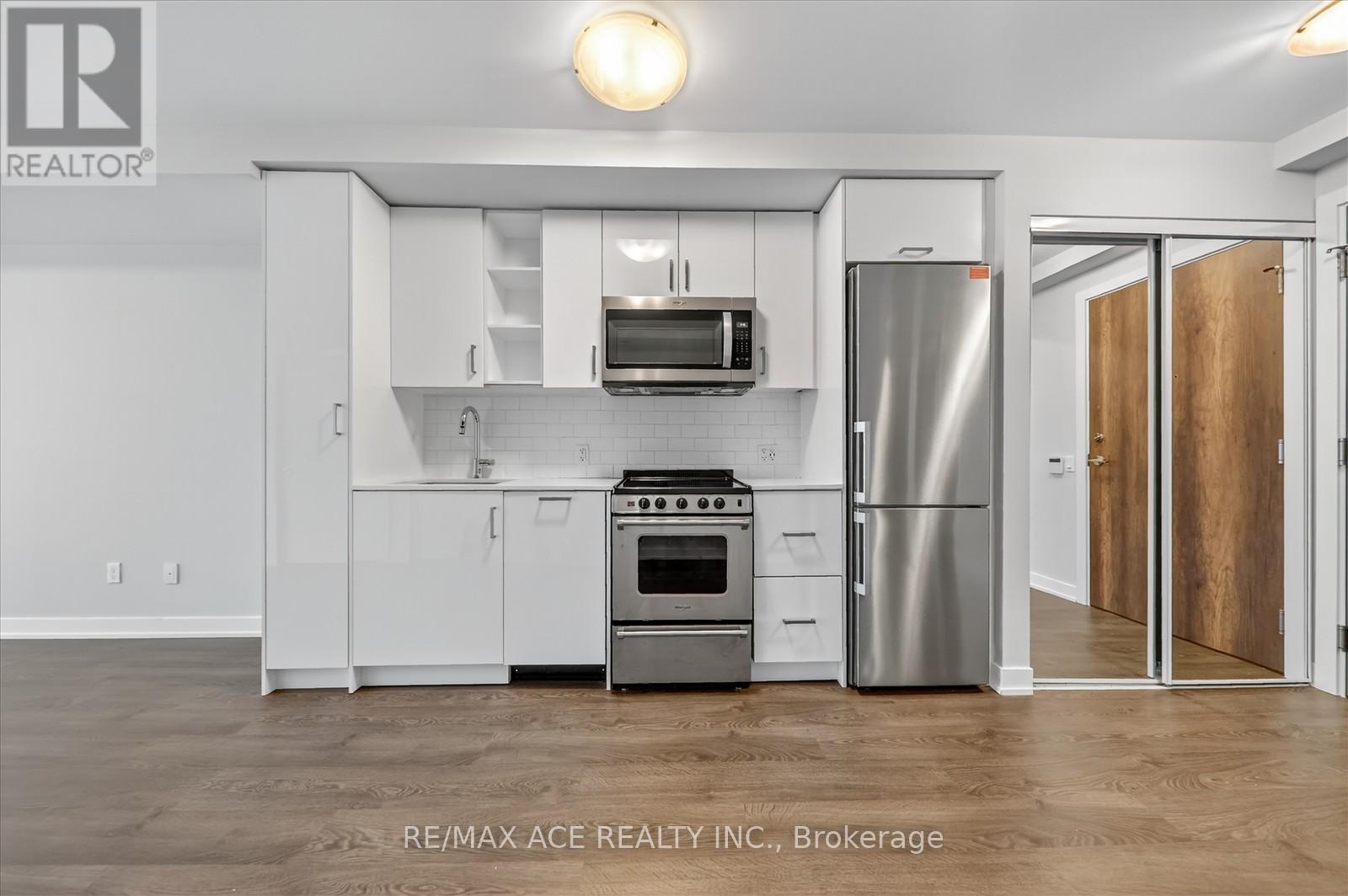 1003 - 251 Manitoba Street, Toronto, Ontario  M8Y 0C7 - Photo 9 - W12549538