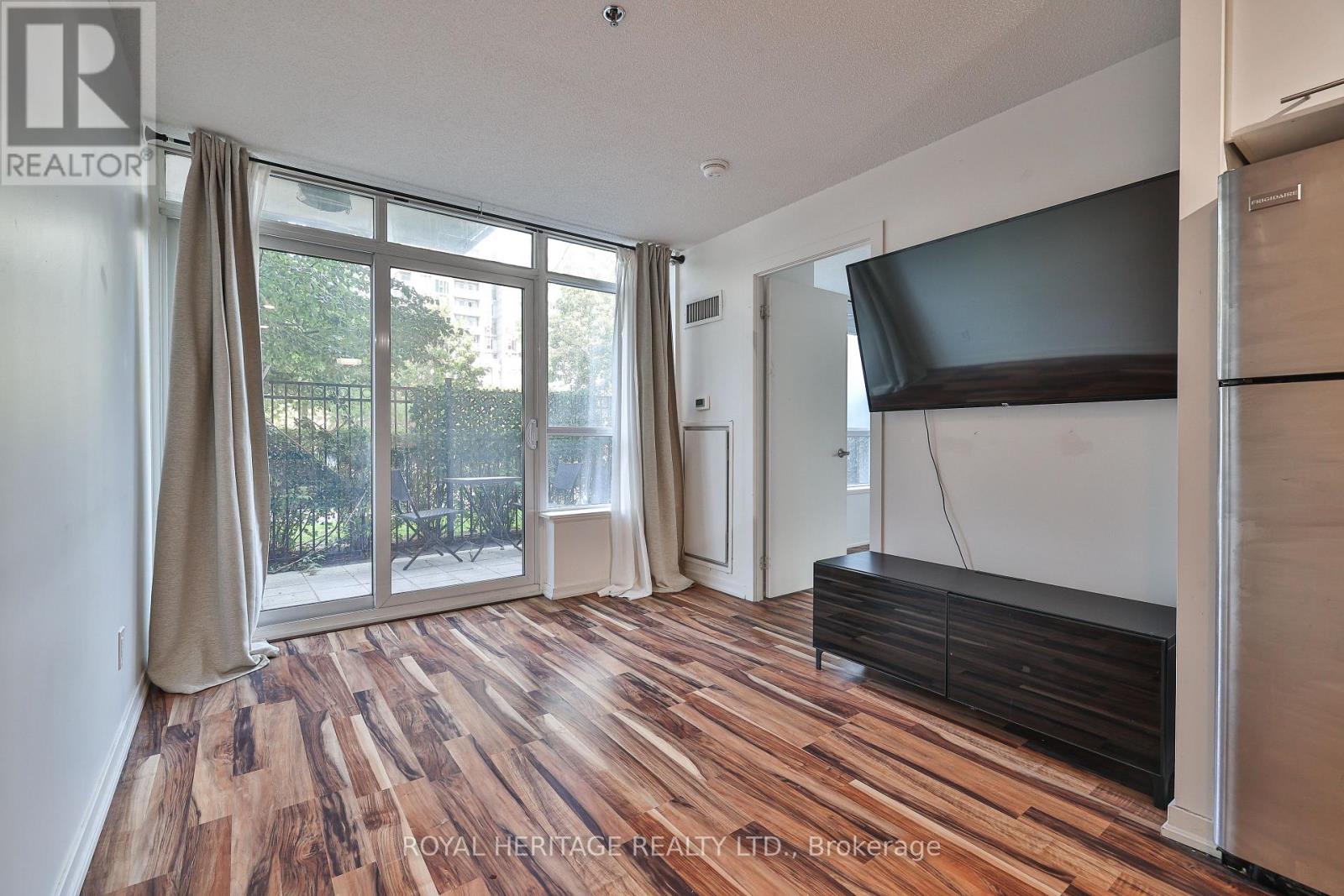 104 - 38 Joe Shuster Way, Toronto, Ontario  M6K 0A5 - Photo 15 - W12549560