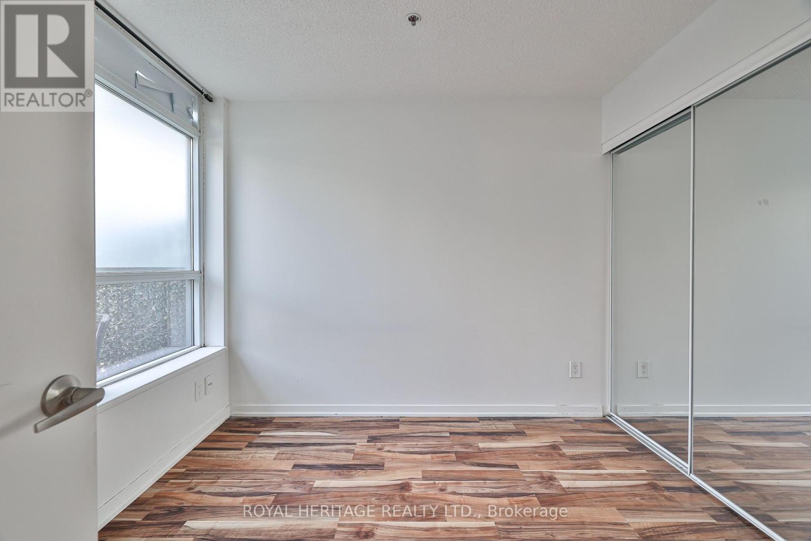 104 - 38 Joe Shuster Way, Toronto, Ontario  M6K 0A5 - Photo 17 - W12549560