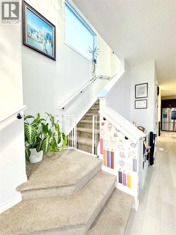 191 Corner Meadows Avenue Ne, Calgary, Alberta  T3N 1X6 - Photo 5 - A2268911