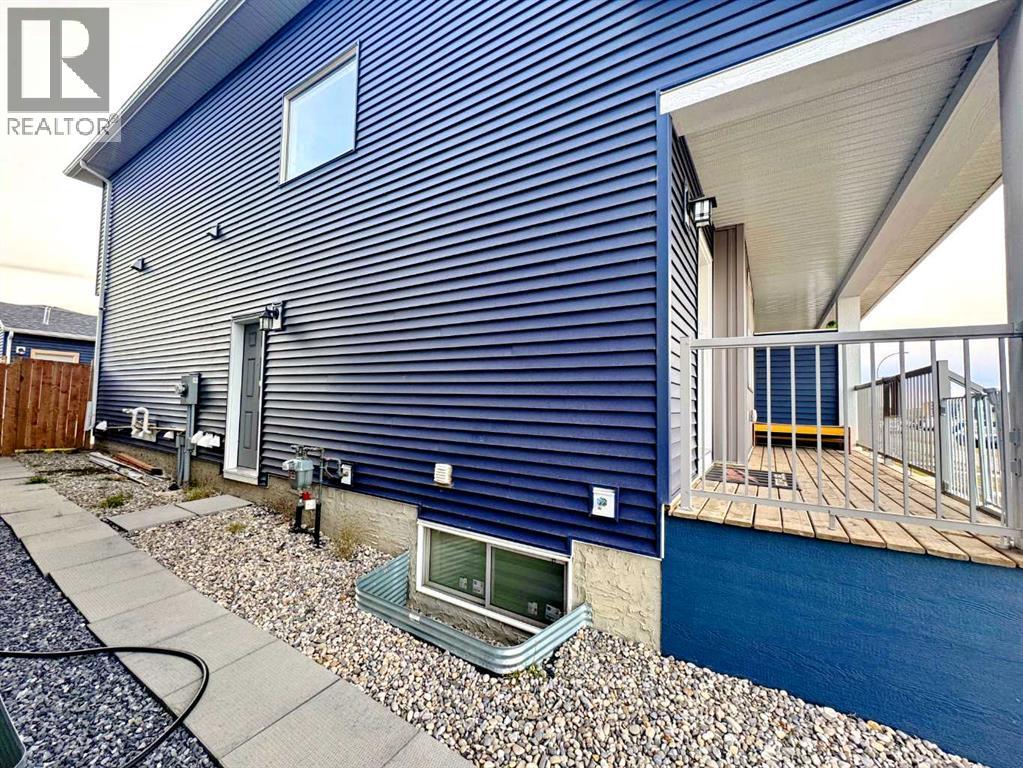 191 Corner Meadows Avenue Ne, Calgary, Alberta  T3N 1X6 - Photo 4 - A2268911
