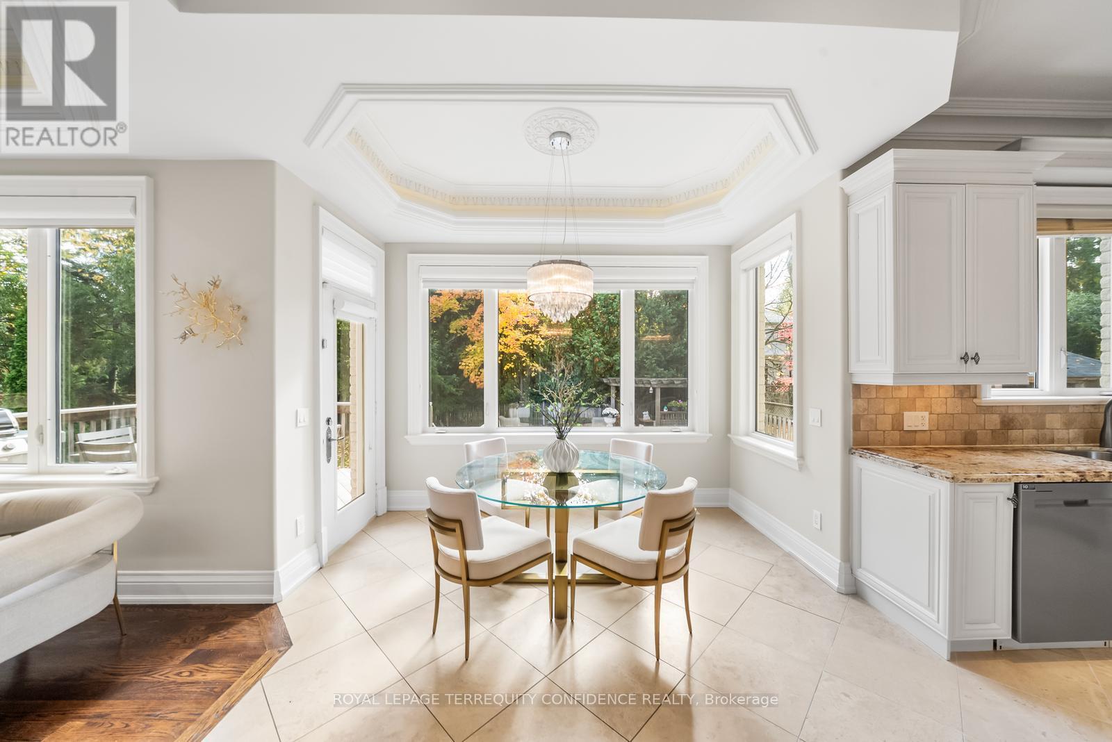 255 Dunview Avenue, Toronto, Ontario  M2N 4J3 - Photo 13 - C12490160