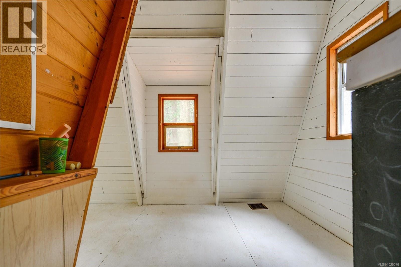 1535 Whalebone Dr, Gabriola Island, British Columbia  V0R 1X5 - Photo 24 - 1020576