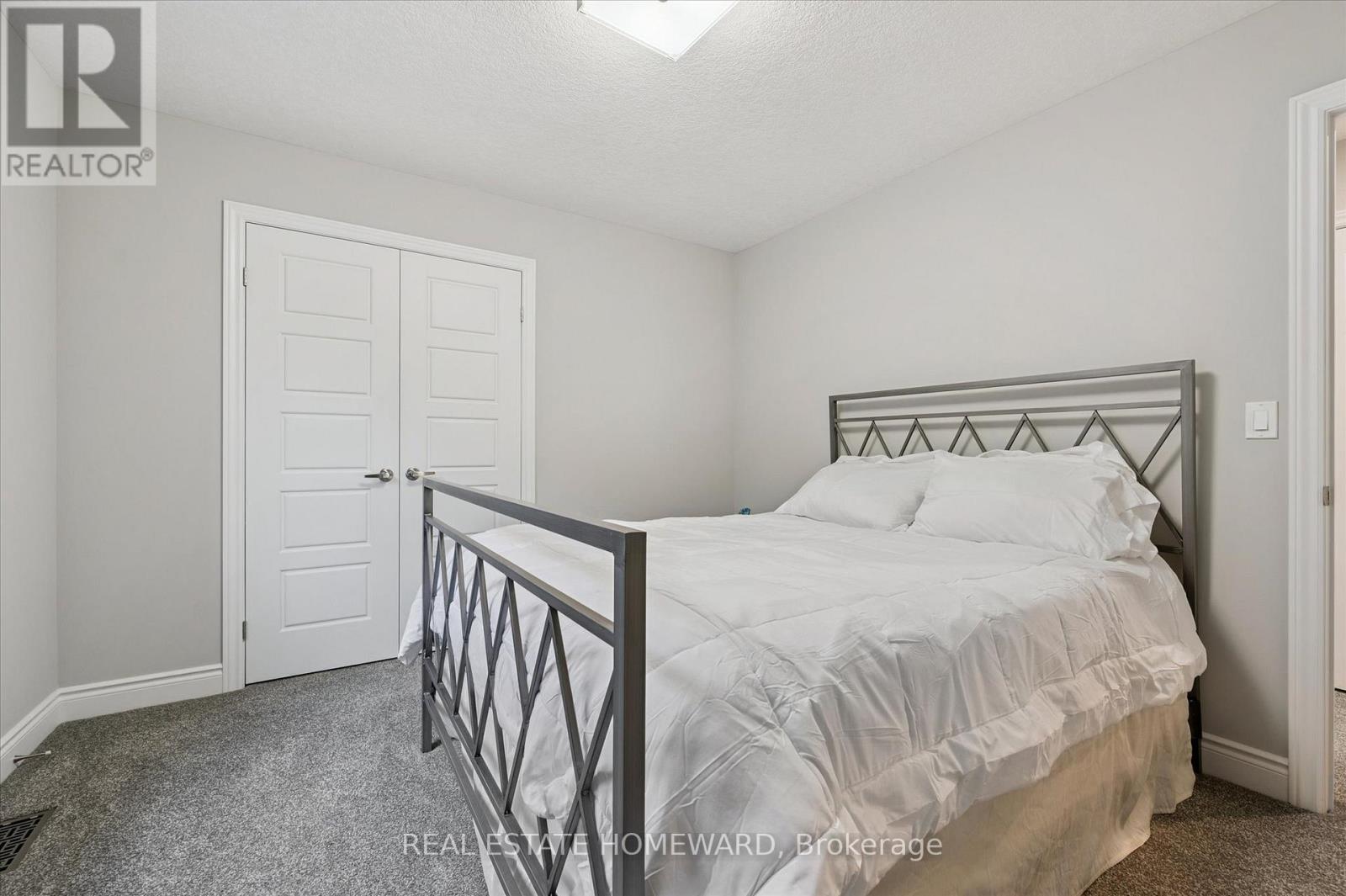 349 Masters Drive, Woodstock, Ontario  N4T 0L2 - Photo 32 - X12549536