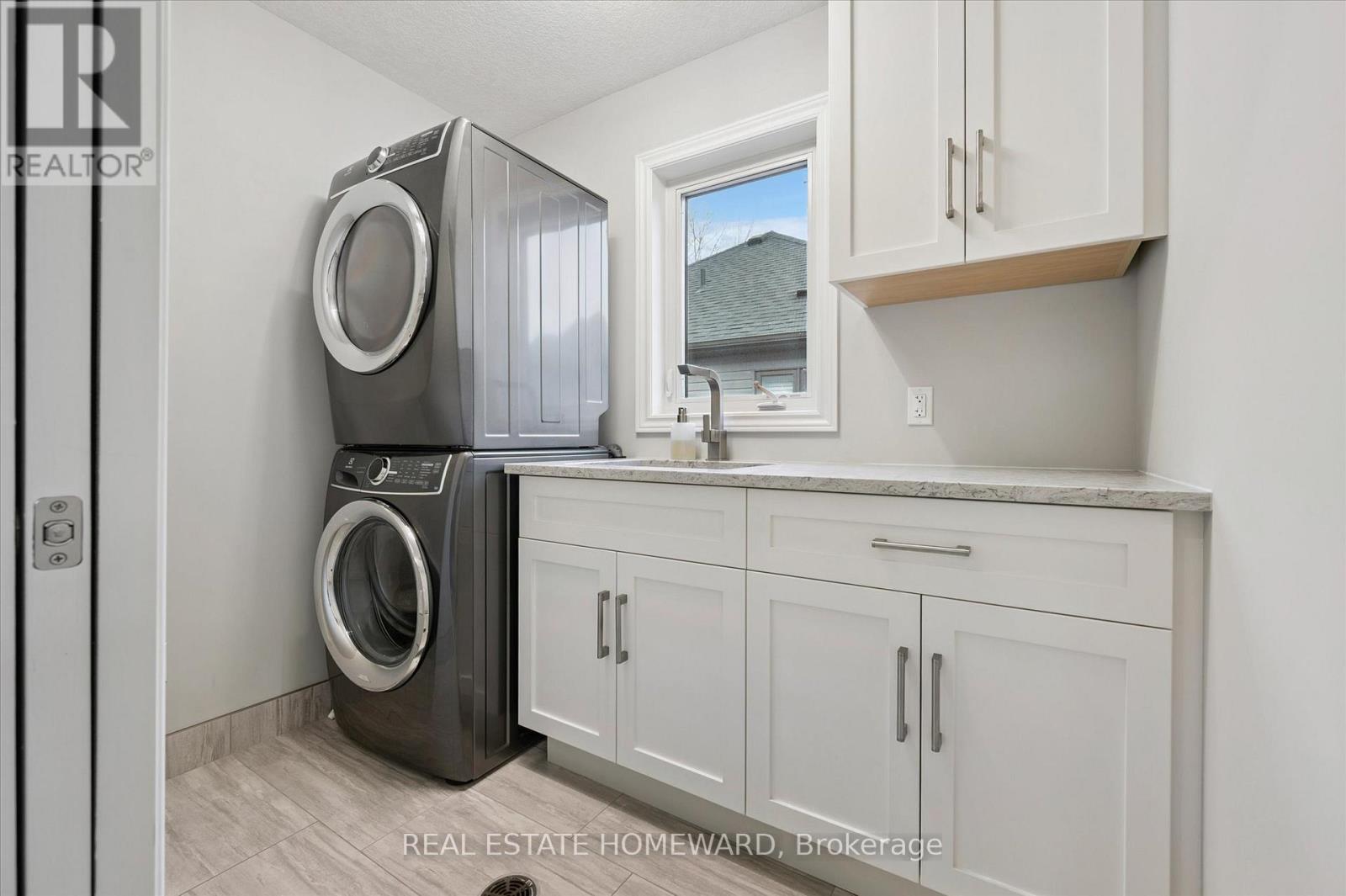 349 Masters Drive, Woodstock, Ontario  N4T 0L2 - Photo 38 - X12549536