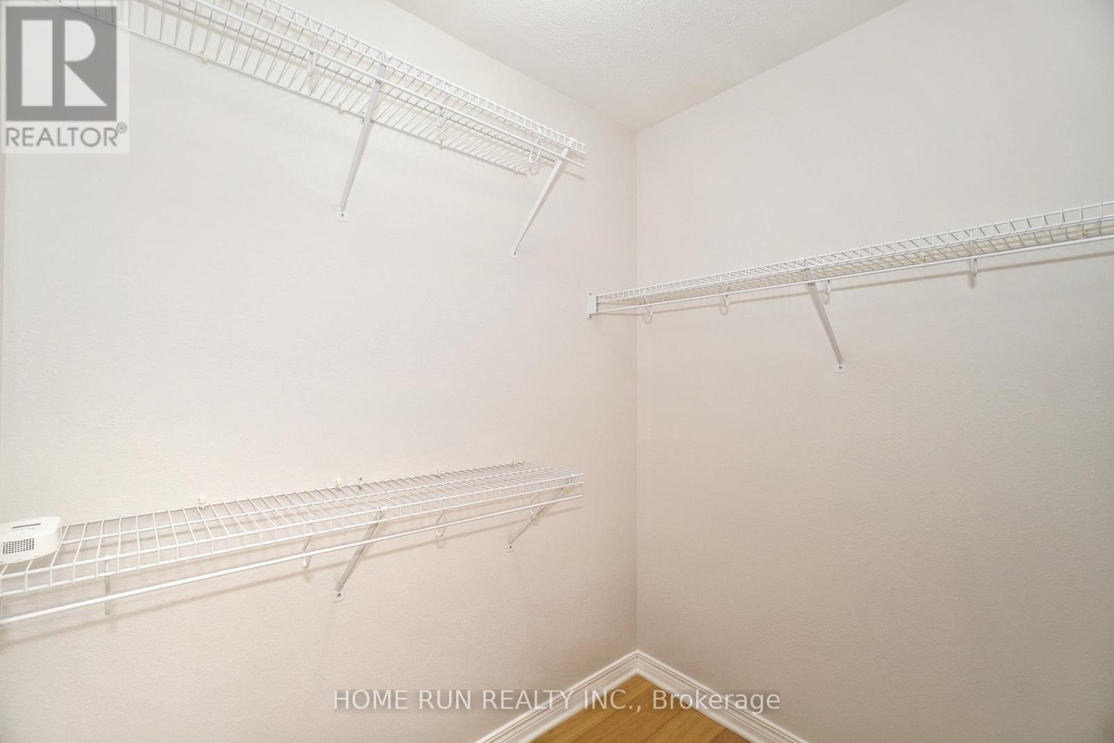 15 Evanshen Crescent, Ottawa, Ontario K2K 2Z6 - Photo 18 - X12549584