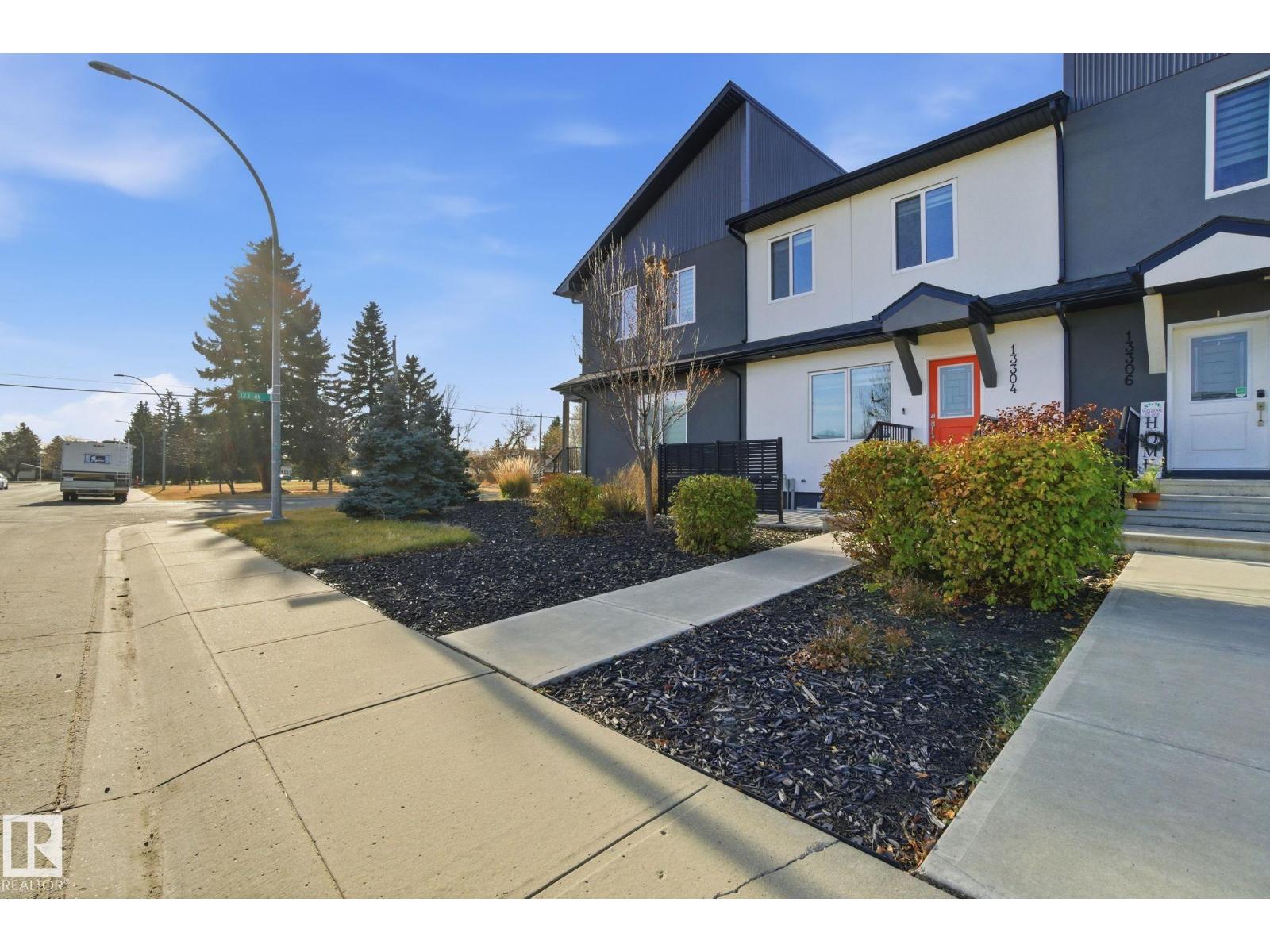 13304 114 St Nw, Edmonton, Alberta  T5E 5E4 - Photo 3 - E4465919