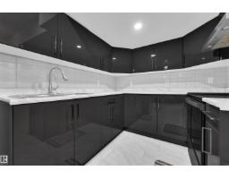 252 39 AV NW Maple Crest