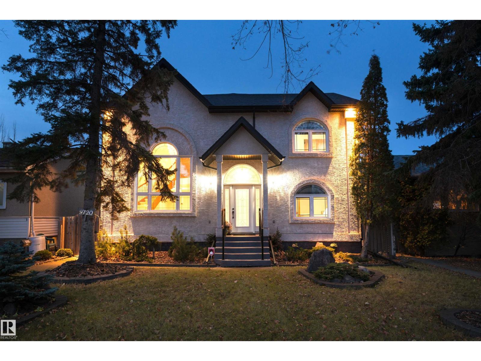 9720 65 AV NW, Edmonton, Alberta