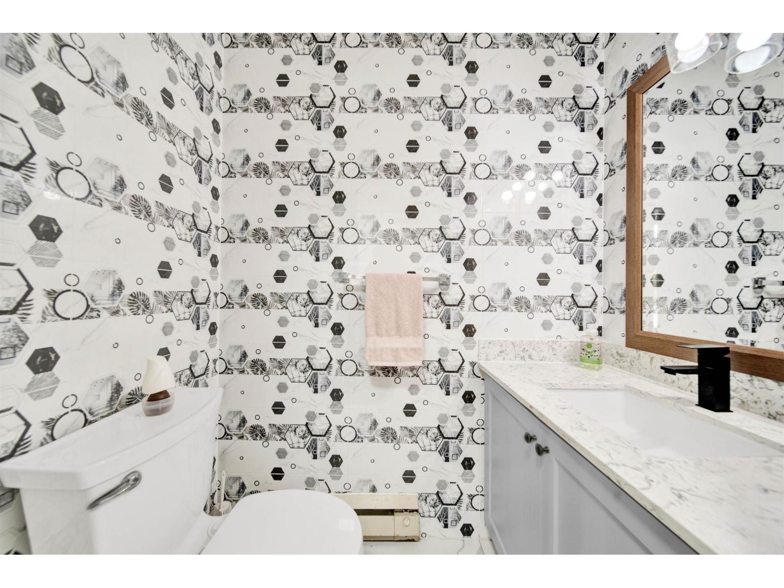 2 7560 138 Street, Surrey, British Columbia  V3W 0A9 - Photo 9 - R3057823