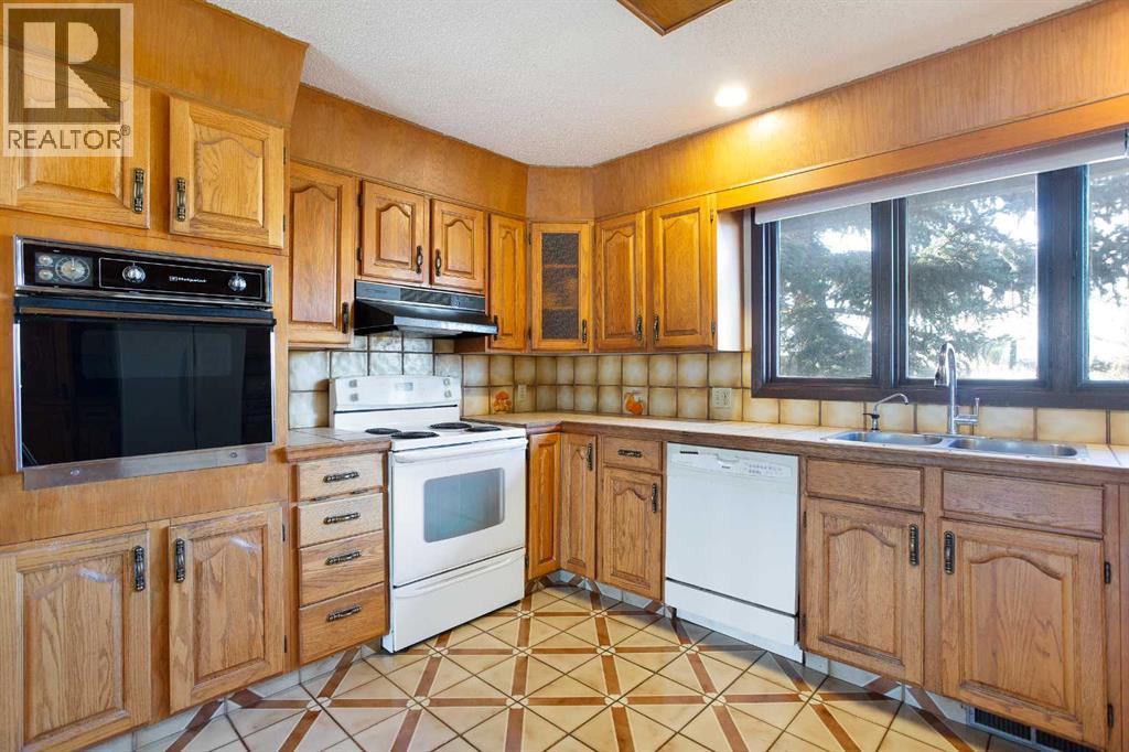 11 Georgian Estates, Rural Rocky View County, Alberta  T1Z 0K1 - Photo 11 - A2257189