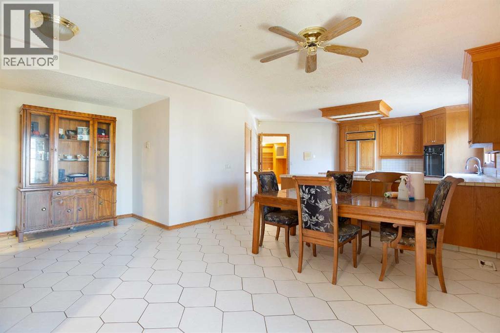 11 Georgian Estates, Rural Rocky View County, Alberta  T1Z 0K1 - Photo 33 - A2257189