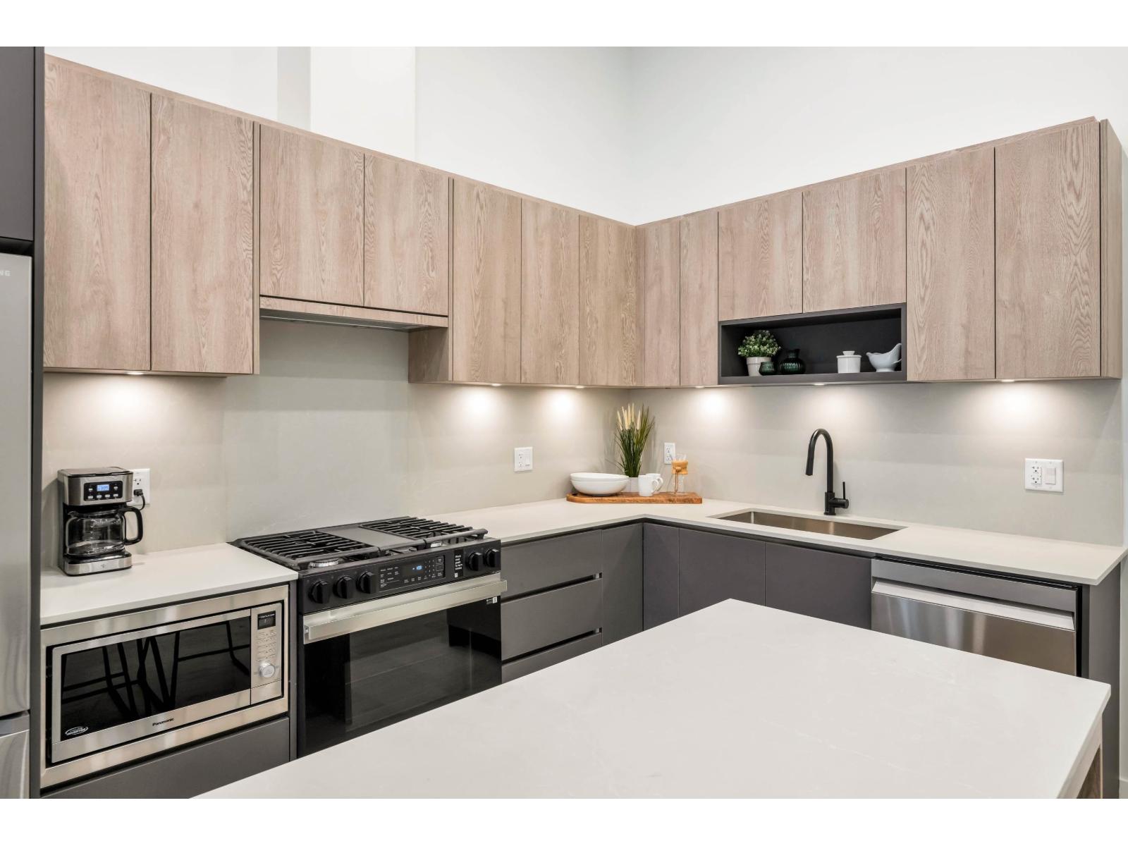 208 19577 65b Avenue, Surrey, British Columbia  V4N 6Y3 - Photo 7 - R3063333