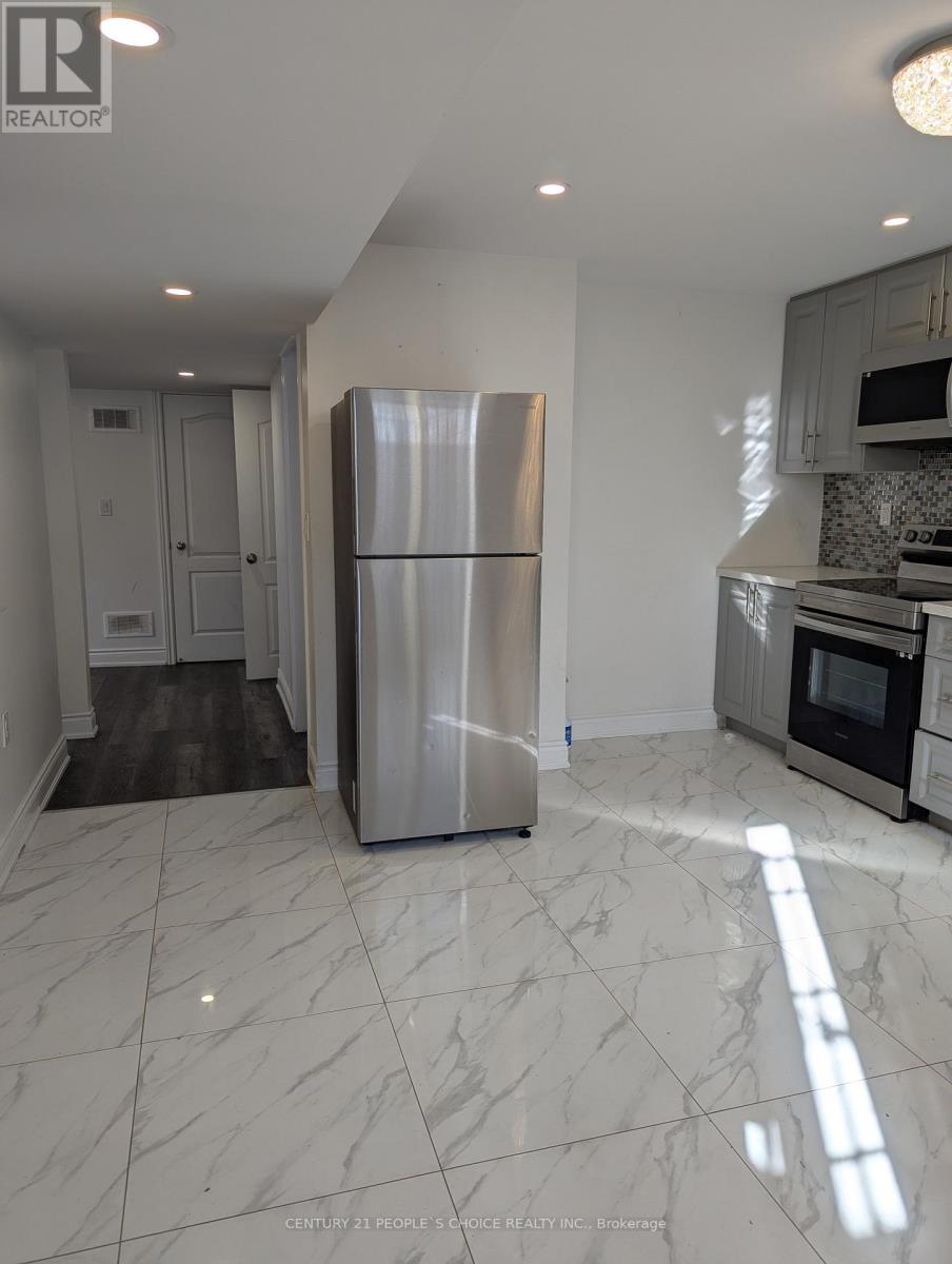 LOWER - 447 RIVERMONT ROAD, Brampton, Ontario